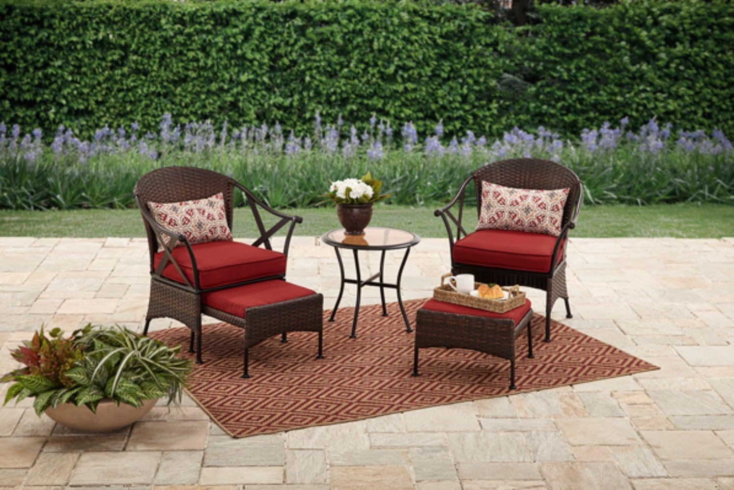 YuanKanJu Skylar Glen 5-Piece Small Space Solution Outdoor Leisure Set, Red: