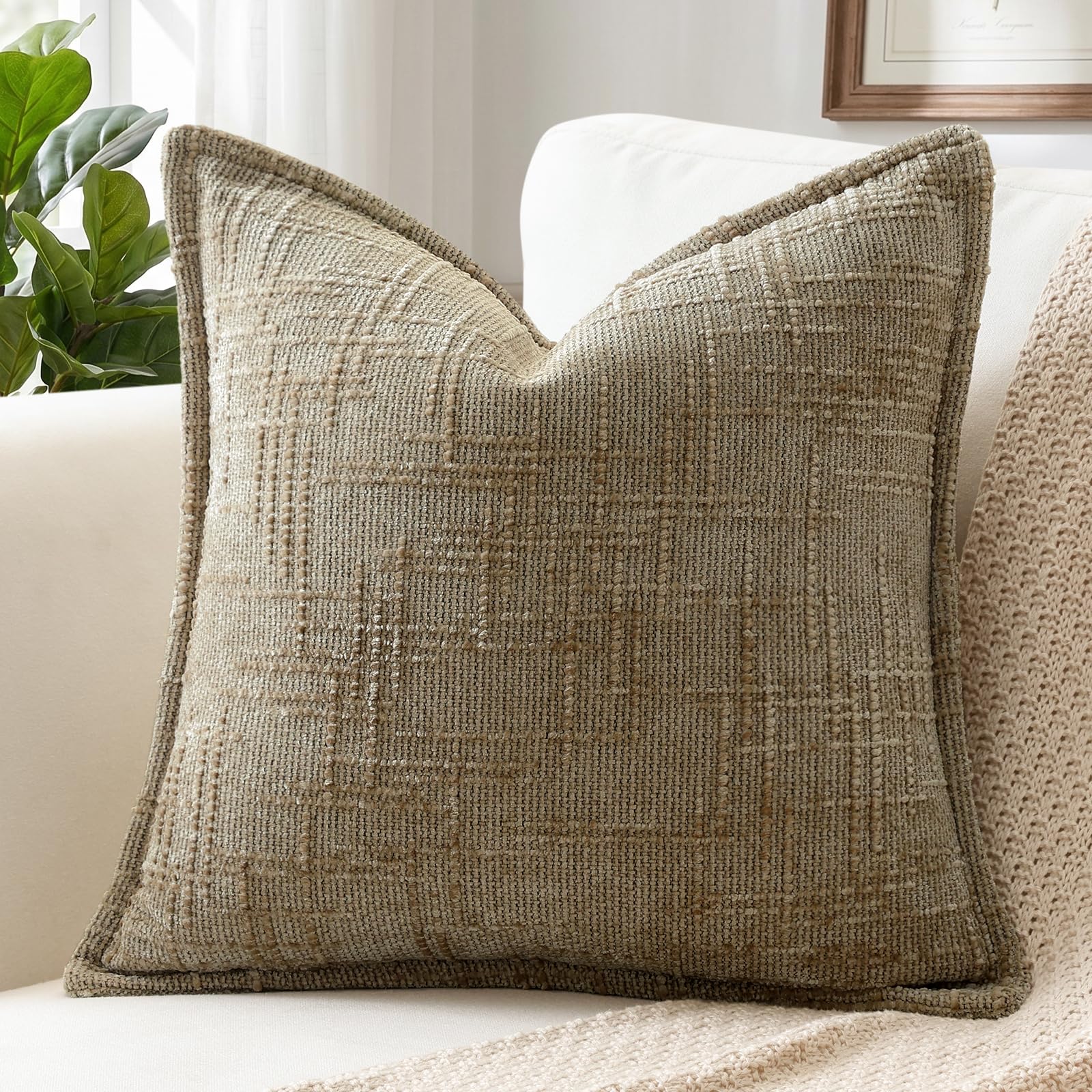 Sungeek Oatmeal Chenille Textured Decorative Cushion Cover, Soft Cozy Bound Edge Design Cushion Case, Solid Farmhouse Square Pillow Case for Couch Sofa Bed Living Room, 60x60cm