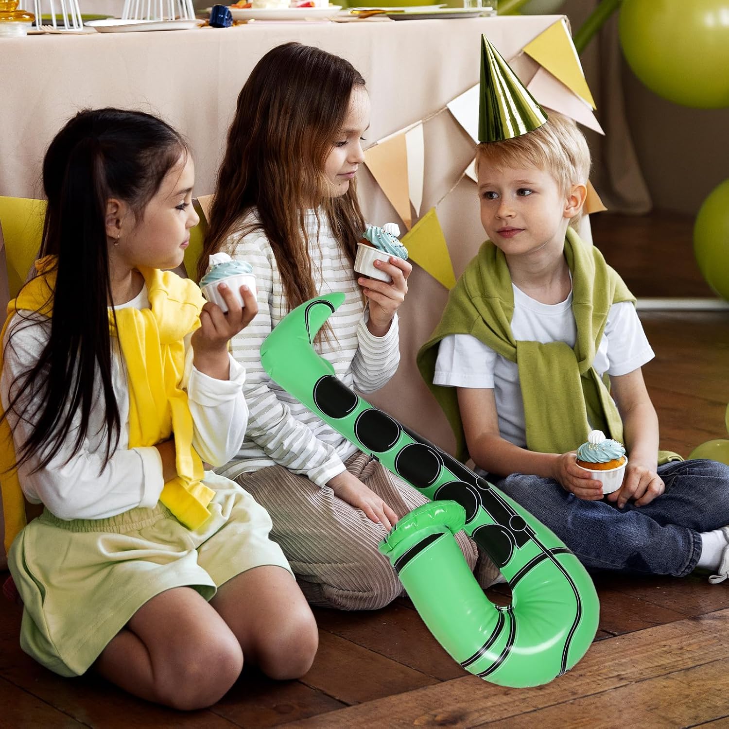 VOSAREA 8pcs Inflatable Saxophones for Kids - Musical Instruments Set - Birthday Party Cheering Props - Early Education Tool - Photo Booth Props for Music Party