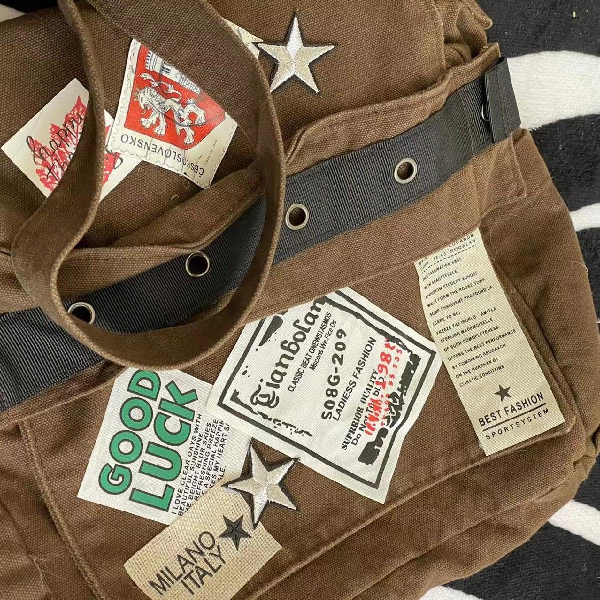 Canvas Messenger Bag for Women Vintage Crossbody Bag Star Patch Grunge Shoulder Bag