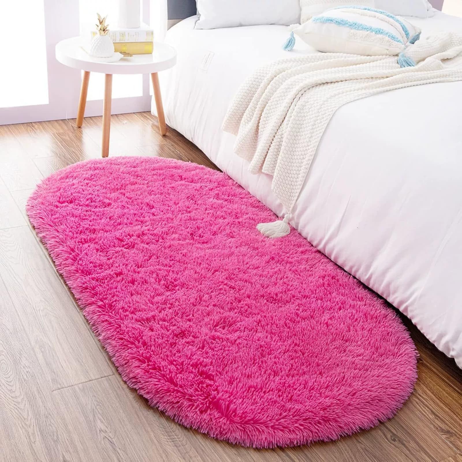 Hearda Fluffy Oval Rugs for Bedrooms, Large Shaggy Rugs for Living Room Soft Thick Pile Plush Floor Mat with Non Slip Bottom Modern Kids Carpet Play Mat for Bedside (Rose Red,61x244cm)