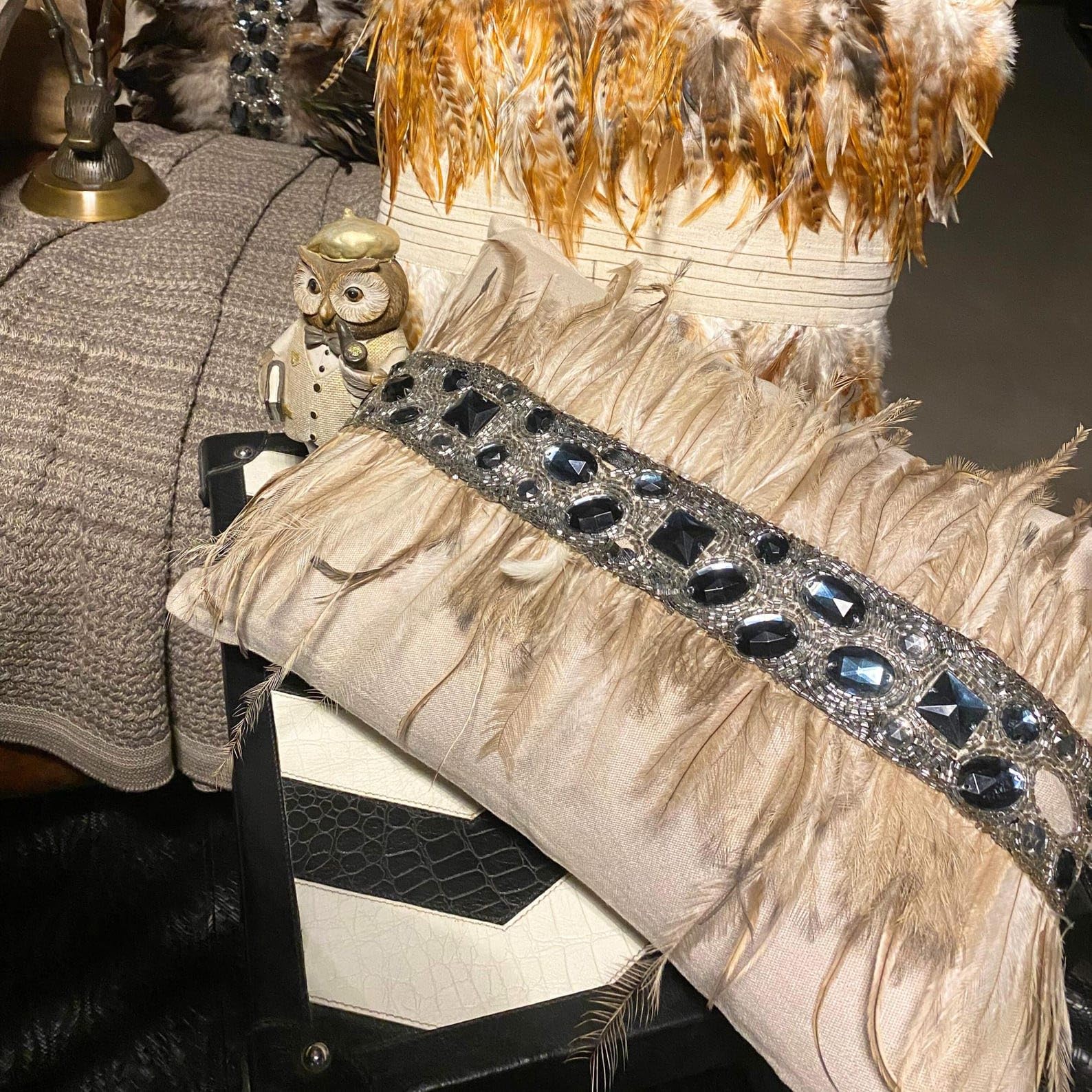 Hecho a mano Beige Amortiguar, Paquete de 2, 30x55 cm Lino Fundas de almohada lumbar, Funda de Cojín con Plumas, cristales y cuentas, Animal Fundas de almohada lumbar - Rhinestone Feathers