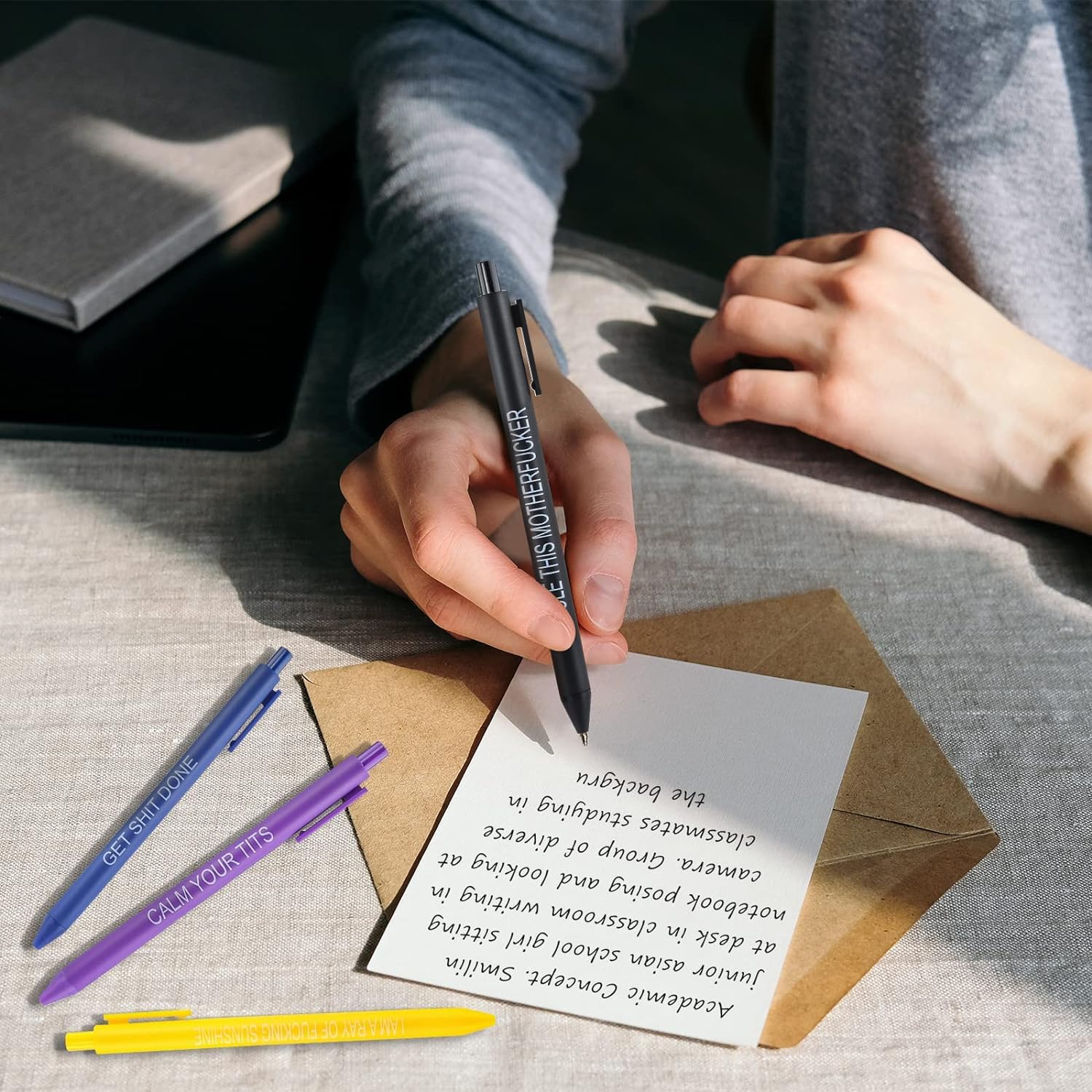 Juego de 11 bolígrafos divertidos de diferentes palabras de Swear, bolígrafos de tinta de gel pastel retráctiles de 0,5 mm de punta fina para escribir diario, tomar notas, escuela, oficina, hogar