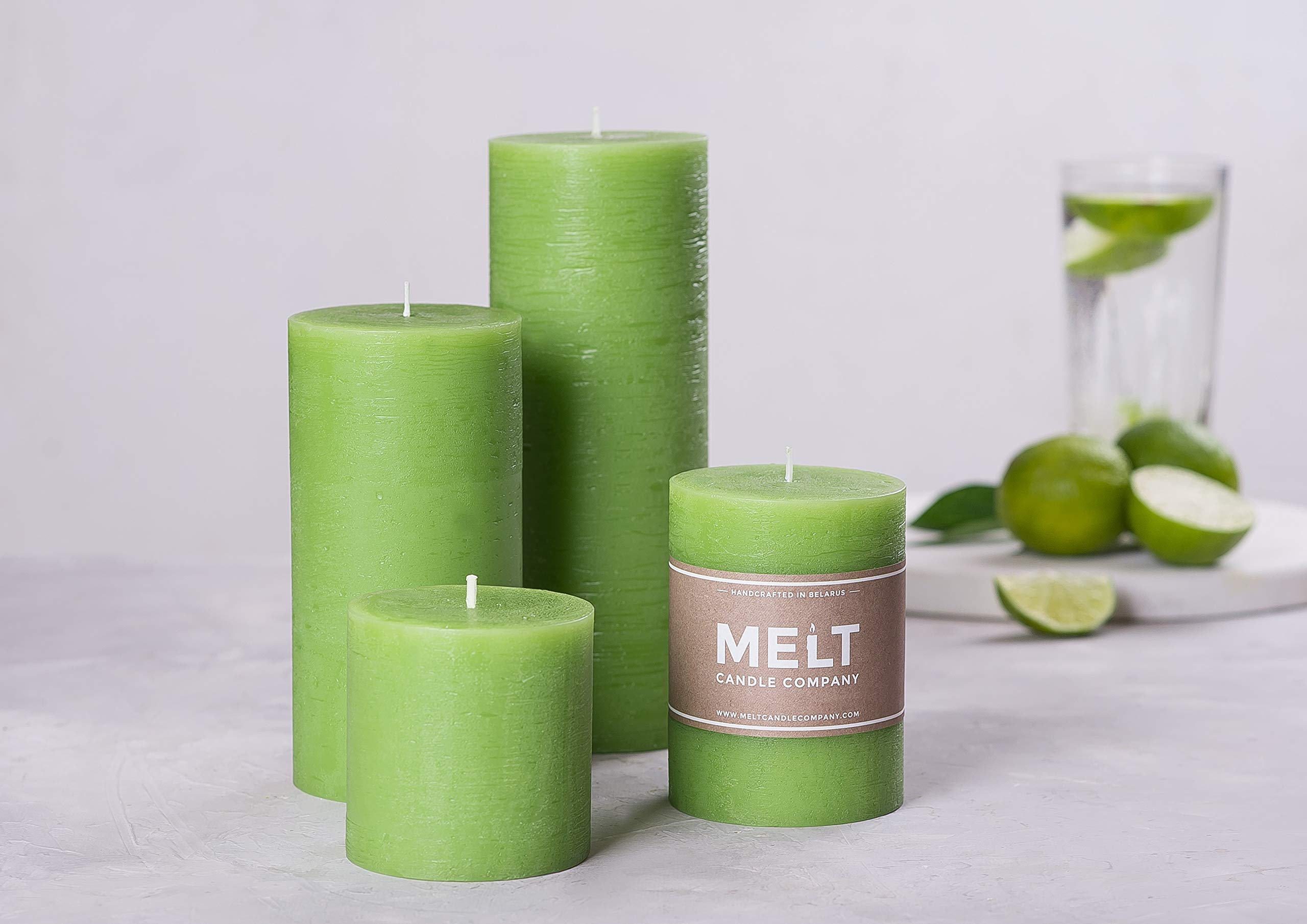 Melt Candle Company Lot de 3 Verde 7,5 x 15 cm bougies piliers Non parfuméespour mariages, Restaurants, décoration de Maison, Spa, église, mèche en Coton Qui ne Fume PAS