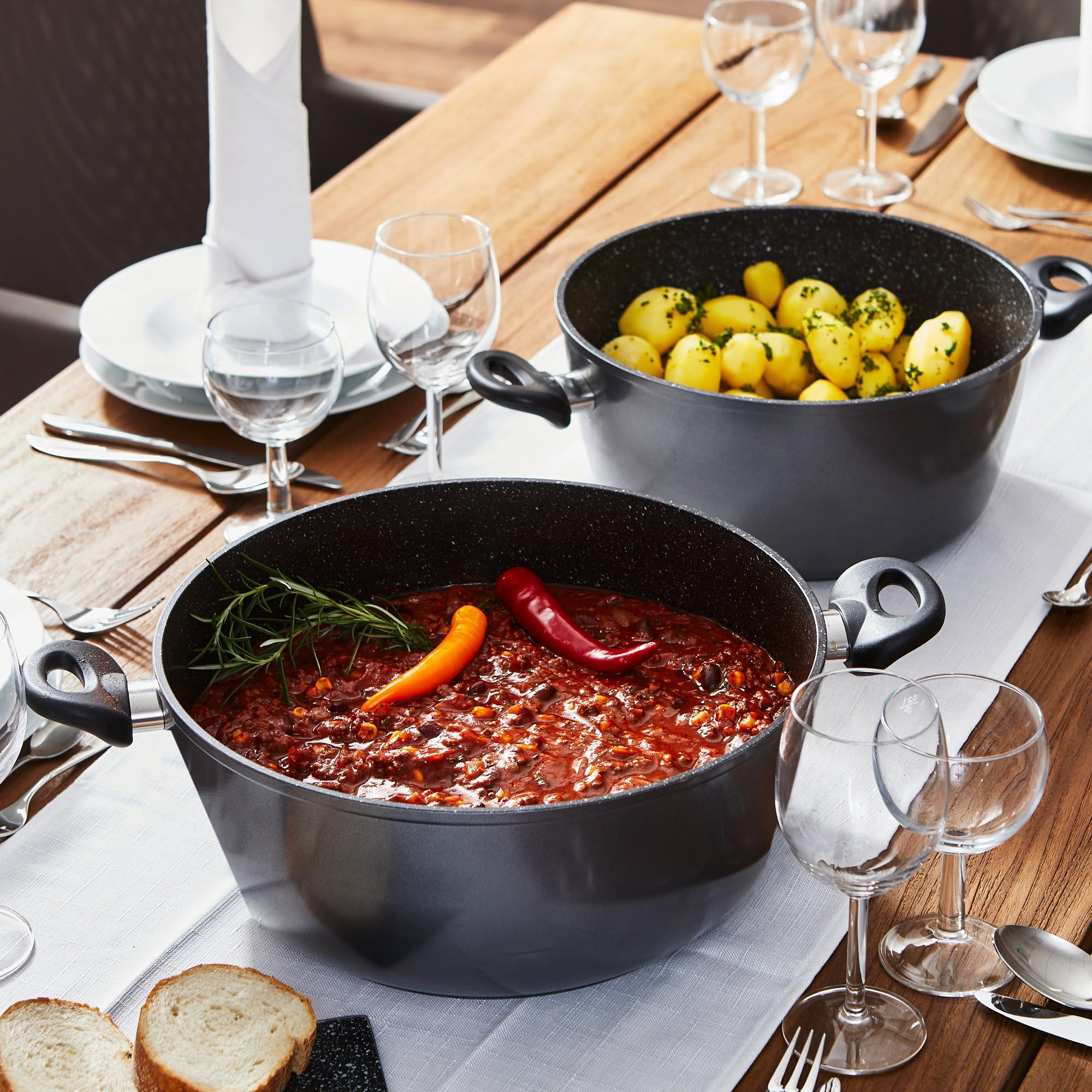 STONELINE XXXL Aluguss Kochtopf 32 cm, Großer Topf mit Deckel 10,6 L, Antihaft beschichtet mit echten Steinpartikeln, Kochtopf Induktion 32 cm, alle Herdarten, Backofen, Kochen ohne Fett oder Öl, Grau