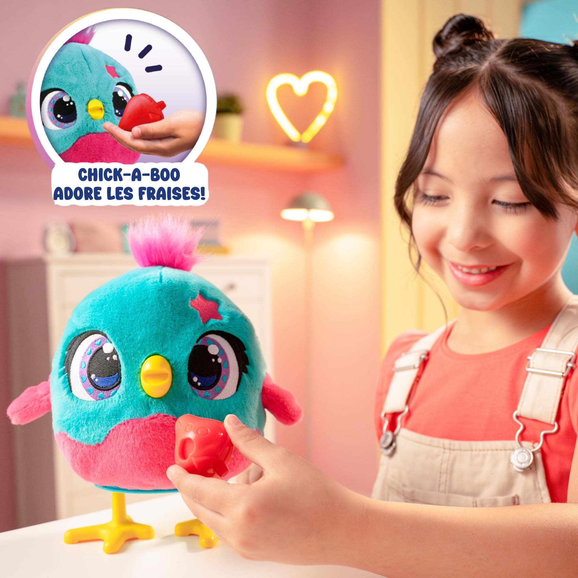 Chick-a-Boo - Peluche Electronique Interactive - Poule Qui Pond des œufs - Parle, Chante, Danse - Chatouille-la - Plus de 50 Sons et réactions - Jouet Fille et garçon - Dès 3 Ans