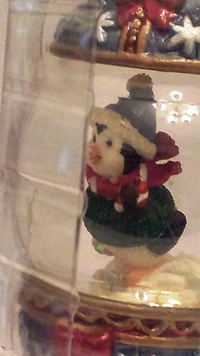 Miniatura 4 de Kirkland Signature - Adorno coleccionable de globo de agua