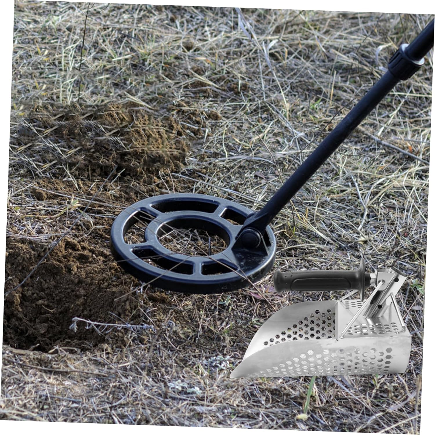 Sturdy Stainless Steel Beach Shovel Metal Detecting Tool Sand Scoop Sifting Shovel for Outdoor Activities