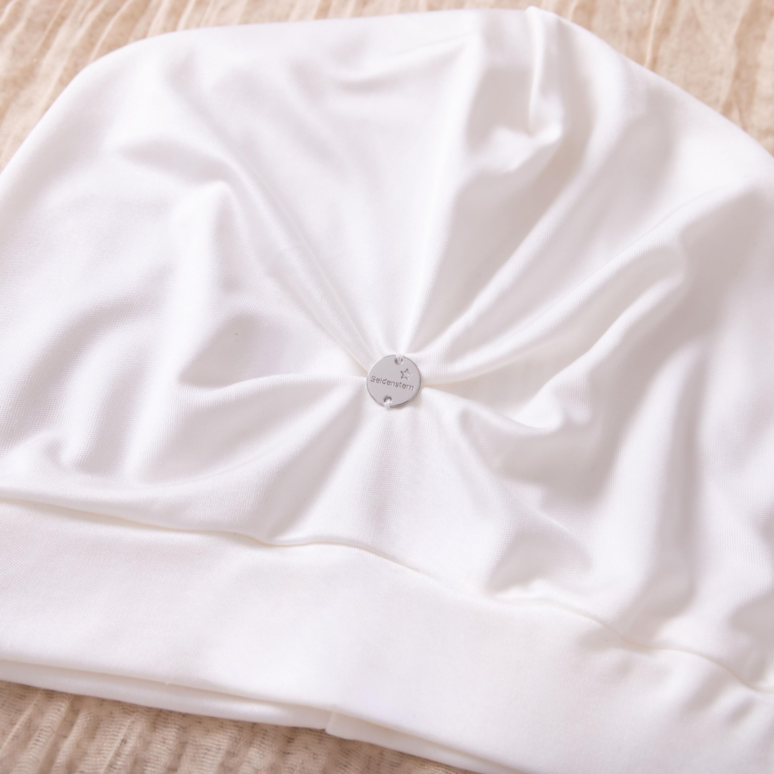 Seiden-Schlafhaube aus Peace Silk - Tierfreundlich, 100% echte Maulbeerseide, ungefärbt, ohne scharfe Chemie, sanft zum Haar, Einheitsgröße