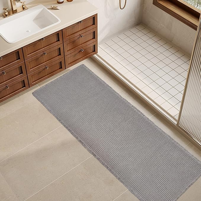 ZALL Grey Waffle Bath Mat,Super Absorbent Non Slip Bathroom Rug,Gray 18x30inch,Machine Washable Ultra Soft Floor Mats