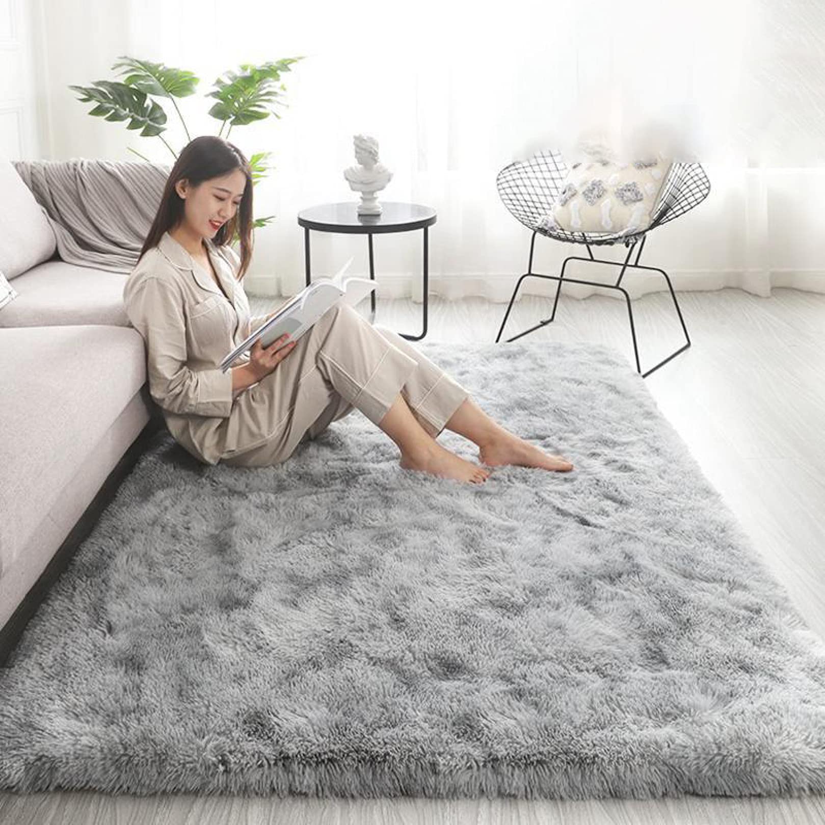 Amazon｜ラグマット 絨毯 ふわふわじゅうたん おしゃれ 洗える カラー