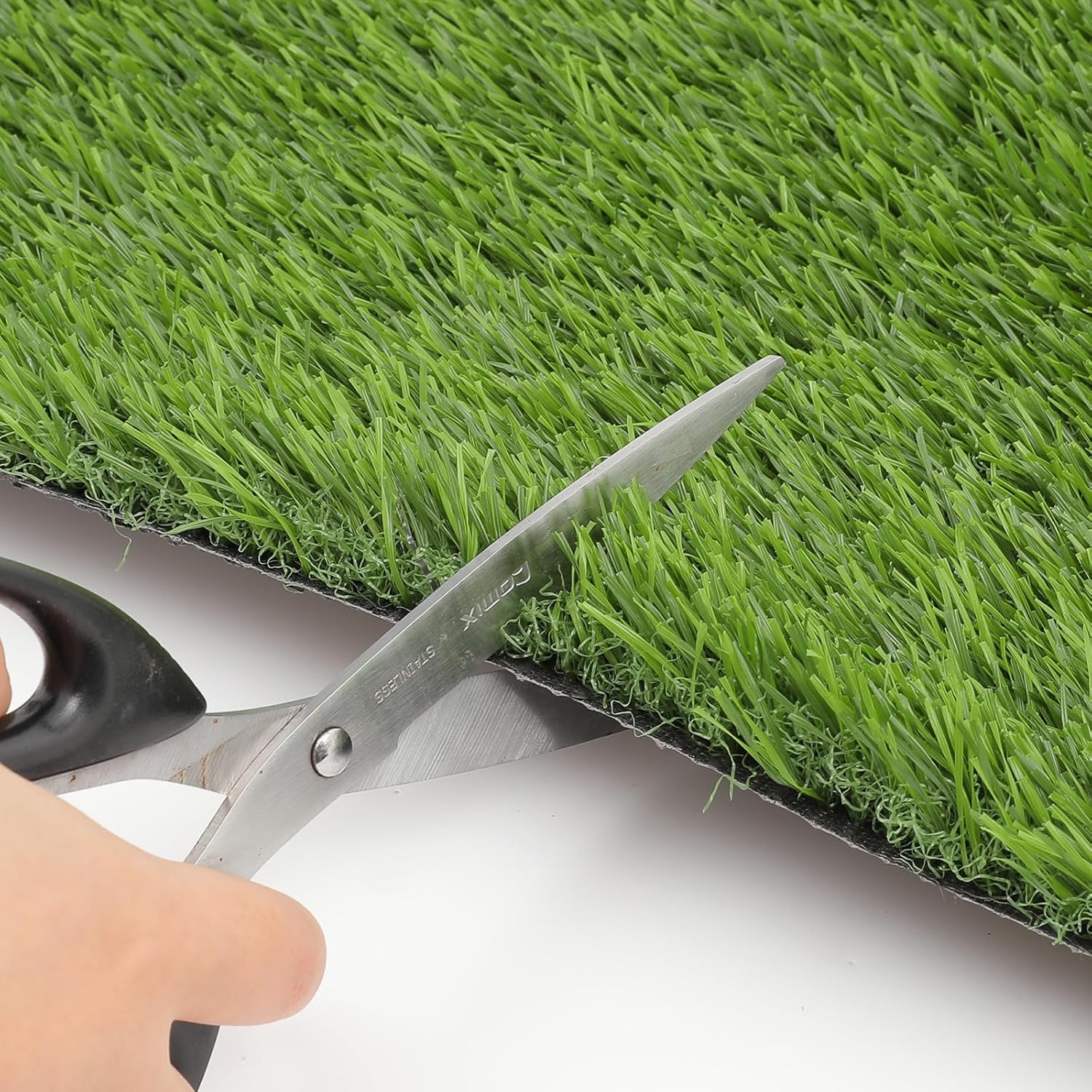 SHACOS Artificial Grass Squares Mat 6 Pcs 12"x12" Outdoor Fake Grass Turf 1.2 inch Grass Patch Tiles Faux Grass Rug Small with Drainage Holes Grass Rug for Crafts Patio Wall Decor