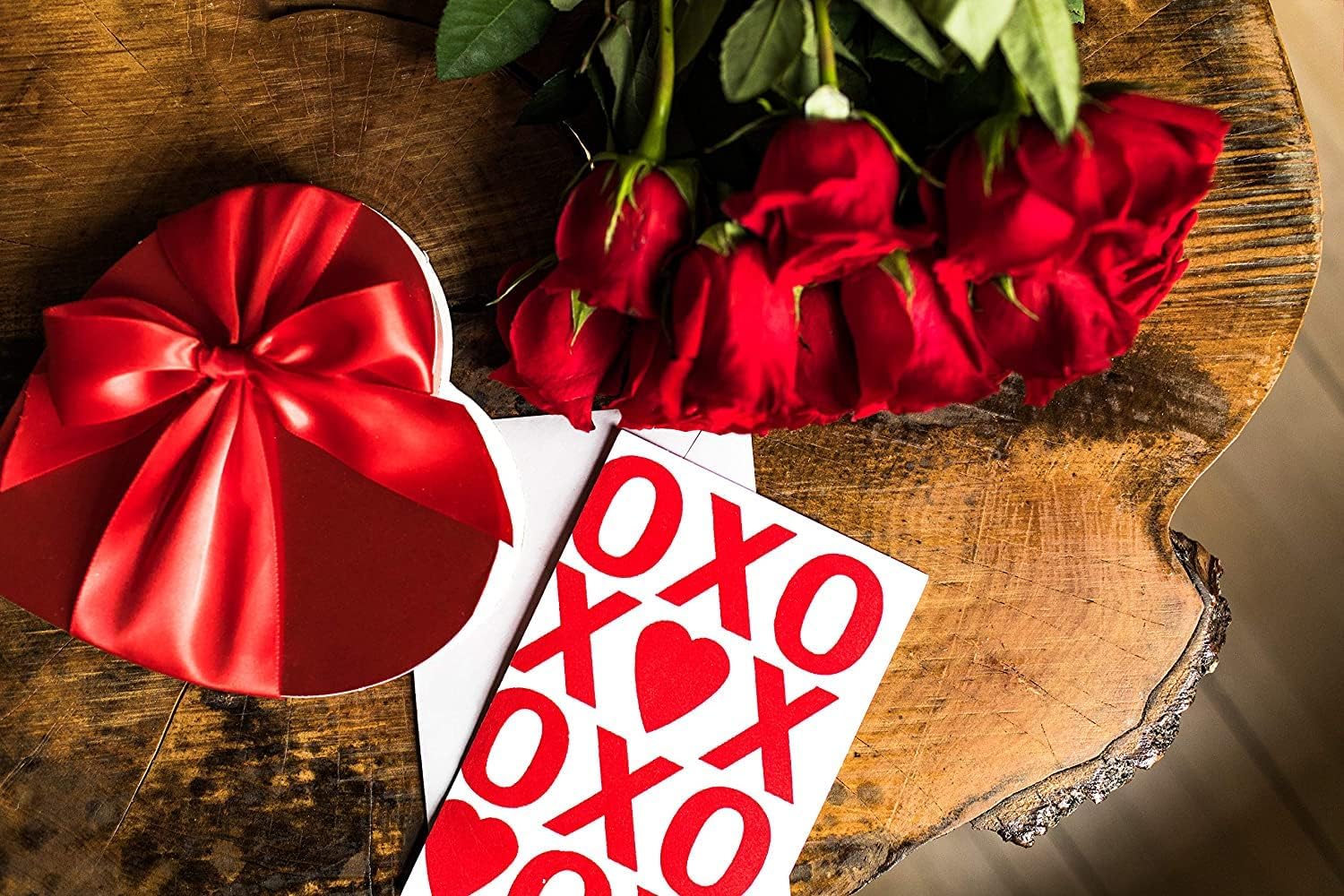 American Greetings Valentines Day Cards Pack XO, Floral Heart (2-Count)