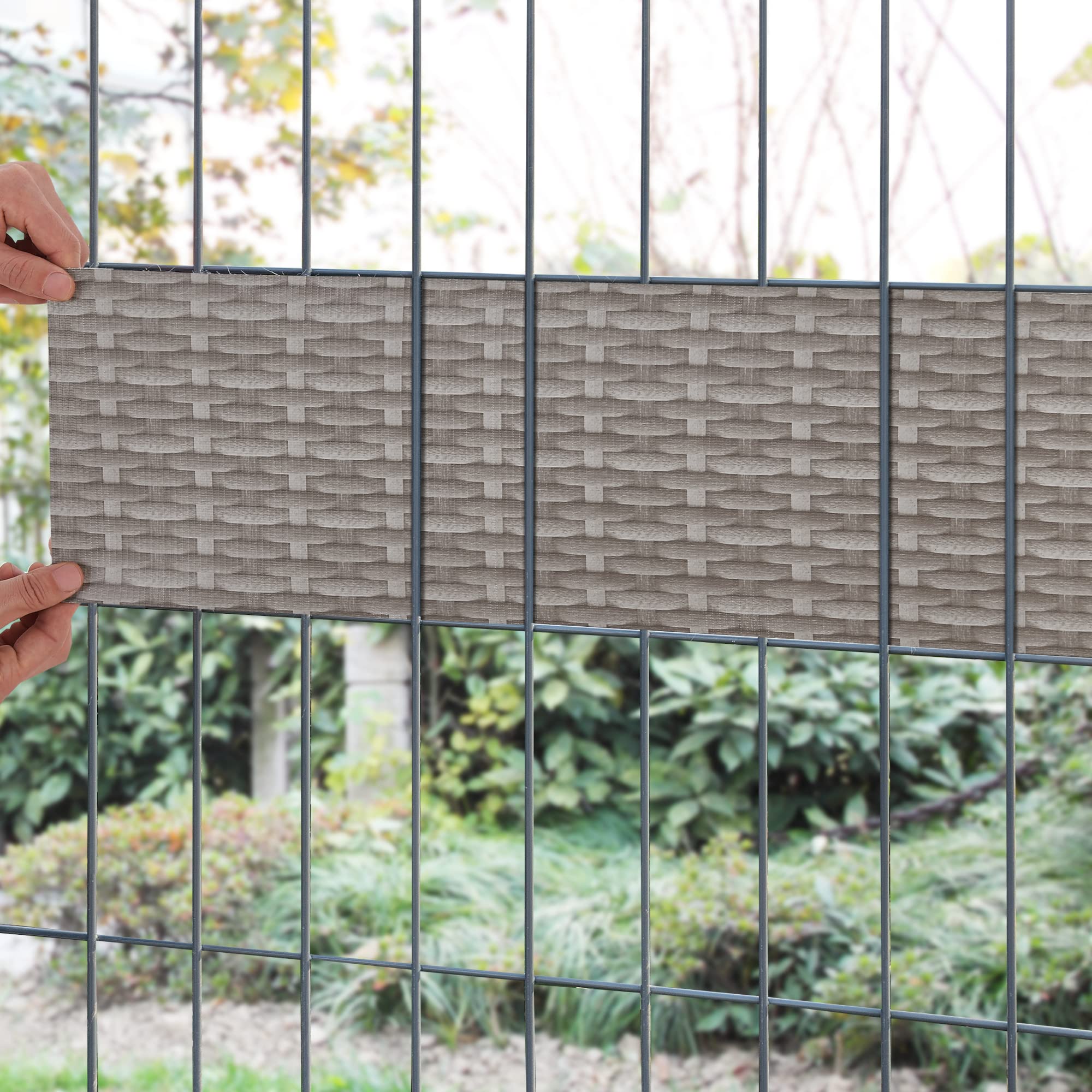 [en.casa] Folia ogrodzeniowa Jesteburg 4 x rolka 35 m x 19 cm, folia maskująca z 80 klipsami mocującymi, odporna na warunki atmosferyczne, odporna na działanie promieni UV, ochrona przed wiatrem, szara, imitacja rattanu