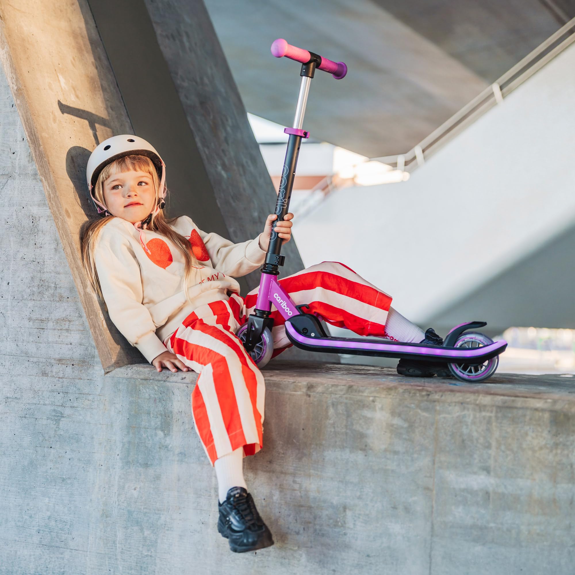 Cariboo Roller Kinder Scooter - ab 3 Jahren - Leuchtdeck - Klappbar - Höhenverstellbar - bis 50 kg - Kinderroller - LEDstar
