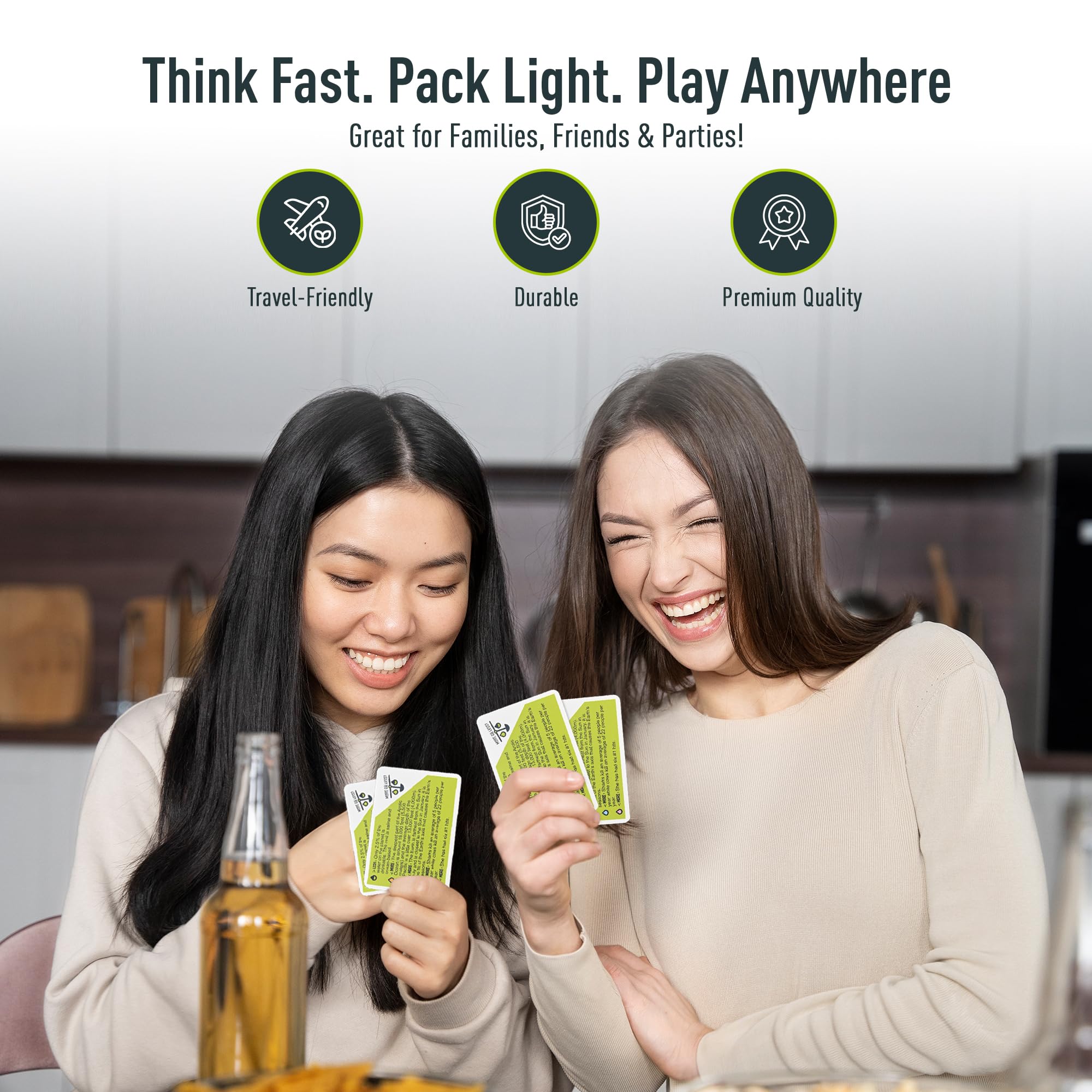 More Or Less? Juego de cartas de trivia, compacto y divertido, ideal para viajes, noche de juegos familiares, regalos de Navidad y vacaciones, 5 categorías de preguntas