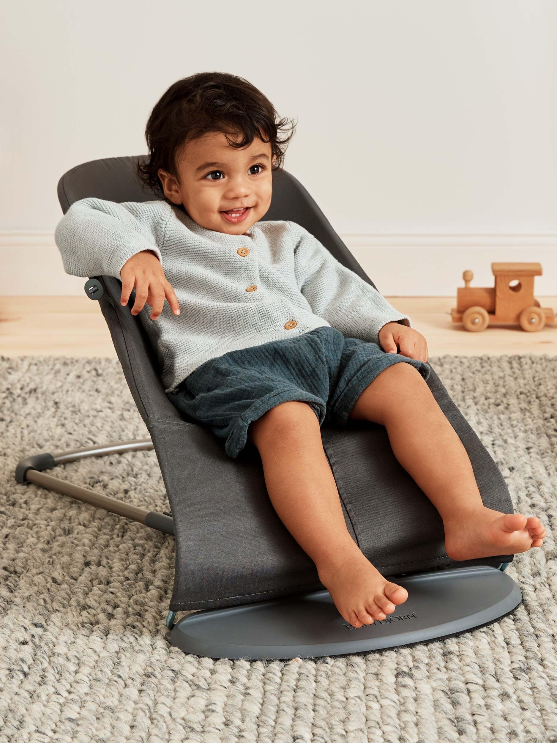 BabyBjörn Transat Bliss, Tissé, Matelassage pétale, Anthracite