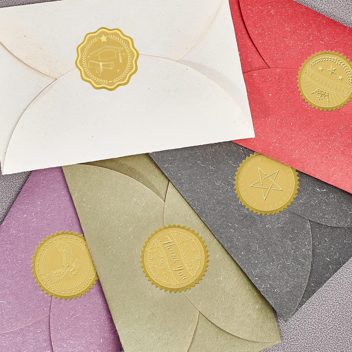 CRASPIRE 100pcs Embossed Foil Stickers Bachelor Cap Pattern Gold Foil Certificate Seals 1.9" Self Adhesive Embossed Seals Decoration Labels for Certificates Awards Graduation Invitations Diplomas