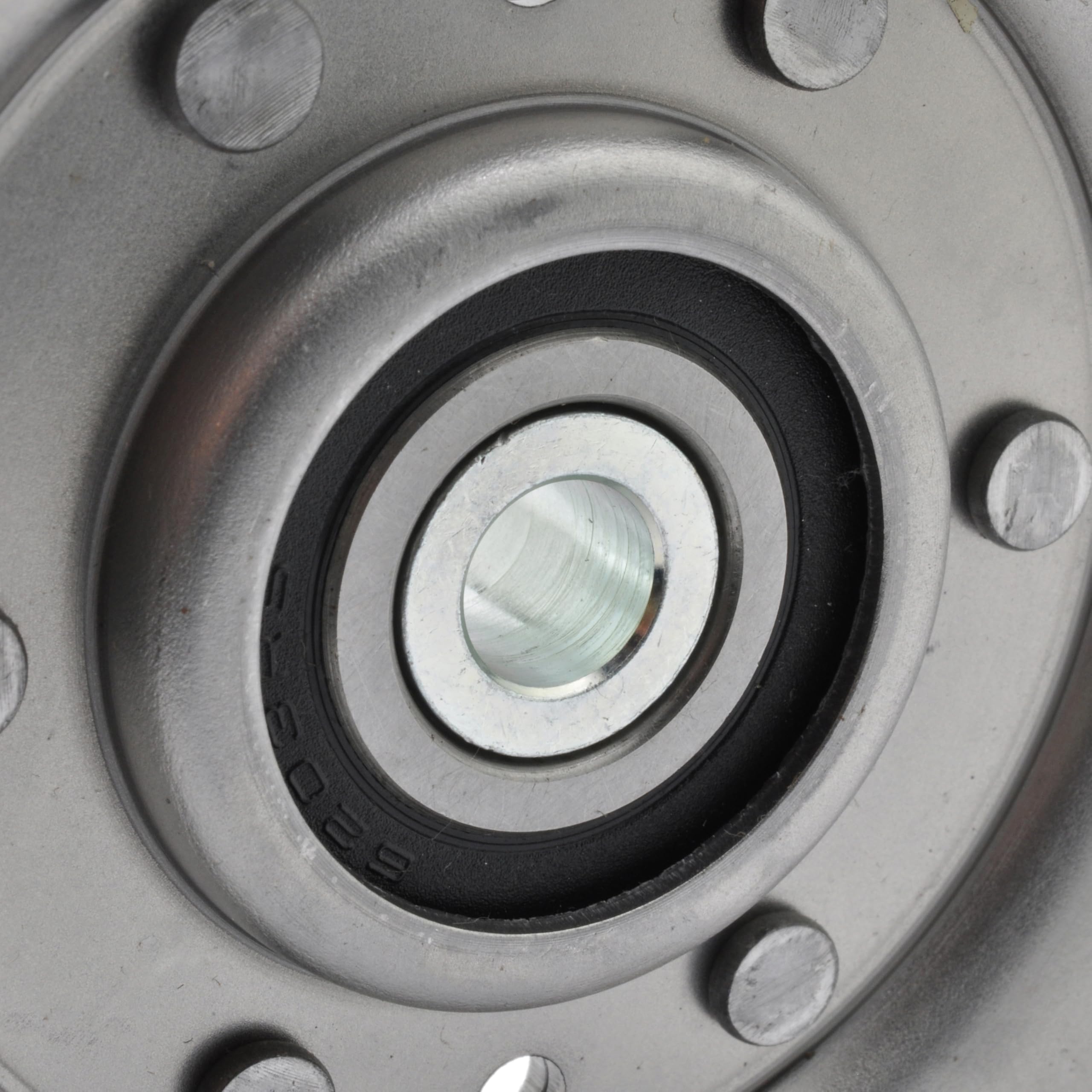 Easyboost poulie pour tracteur tondeuse AYP 146763 173902 Husqvarna 532146763 Jonsered Bernard Partner 173902 532146763 593787801 CTH130 CTH135 CTH150 CTH160 CTH180 CTH200
