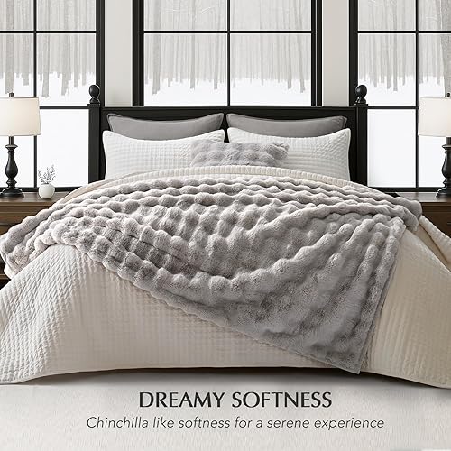 Miniatura 7 de EVERGRACE Manta ultrasuave y lujosa de piel sintética de conejo Ridgeline, manta gruesa y cálida para cama, acogedora manta reversible de felpa para
