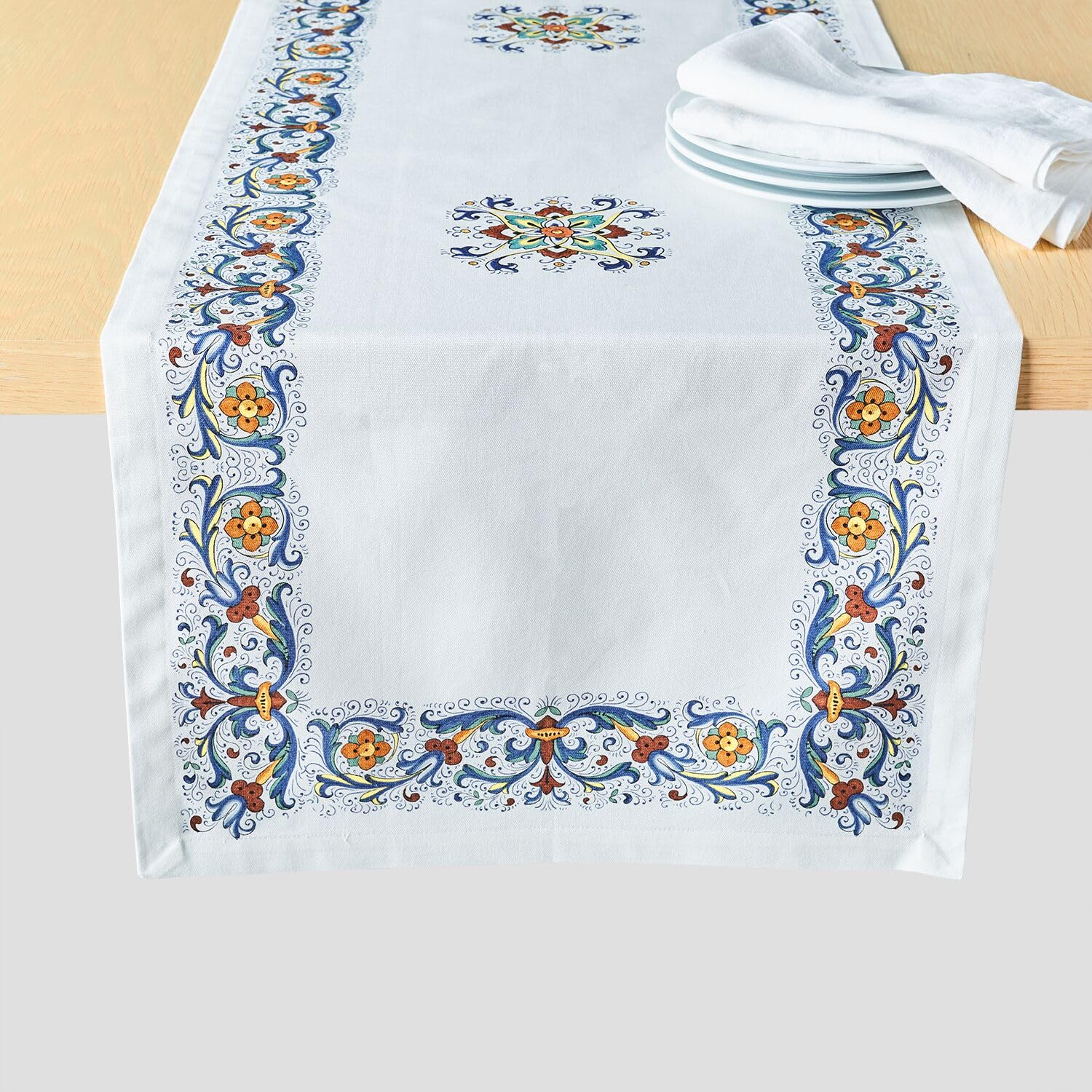 Sur La TableDeruta-Style Runner , White