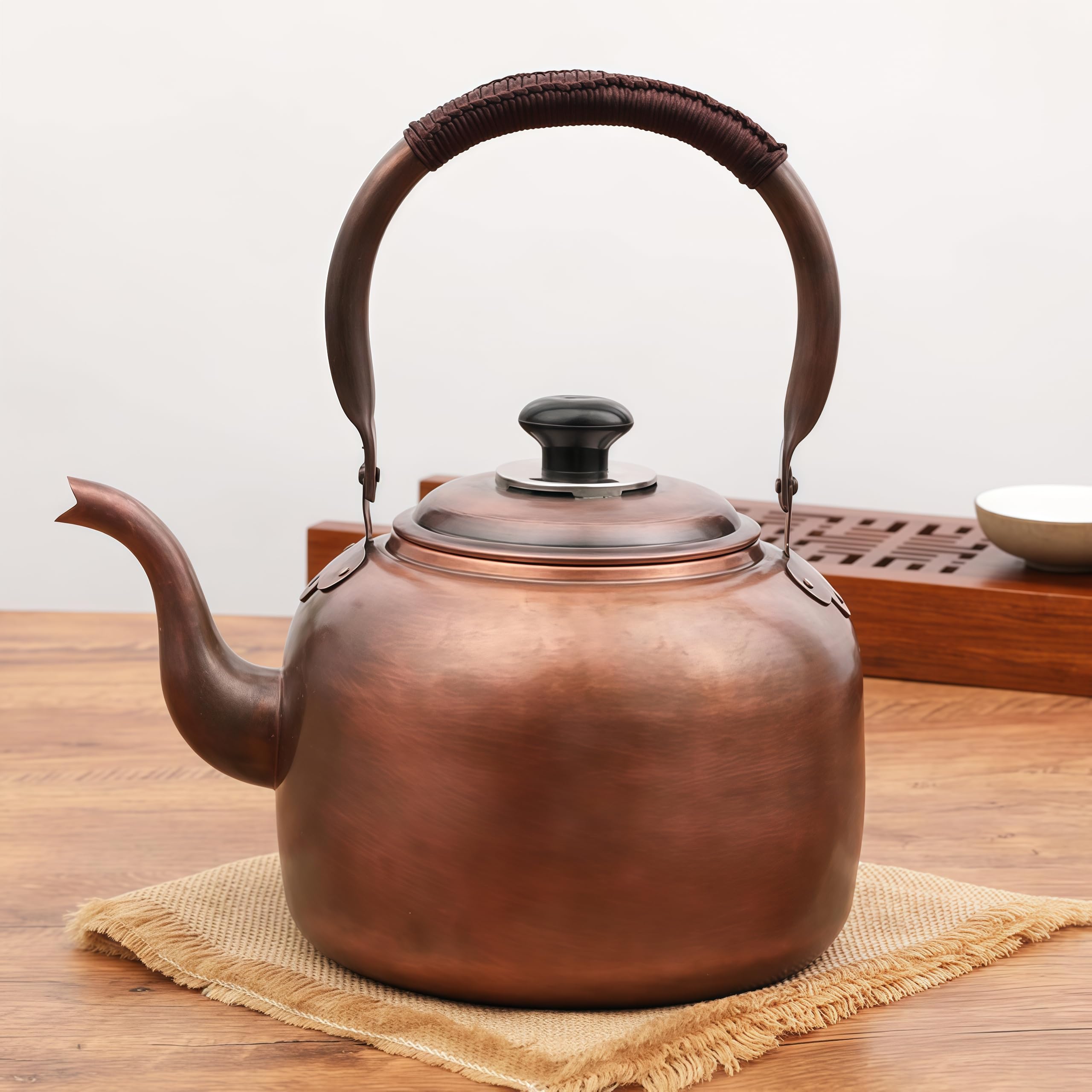 Stovetop Whistling Tea Kettle, Copper Whistling Tea Kettle, for Gas, Induction, Stovetops Handmade Solid Copper Tea Pot Kettle(5L,B)