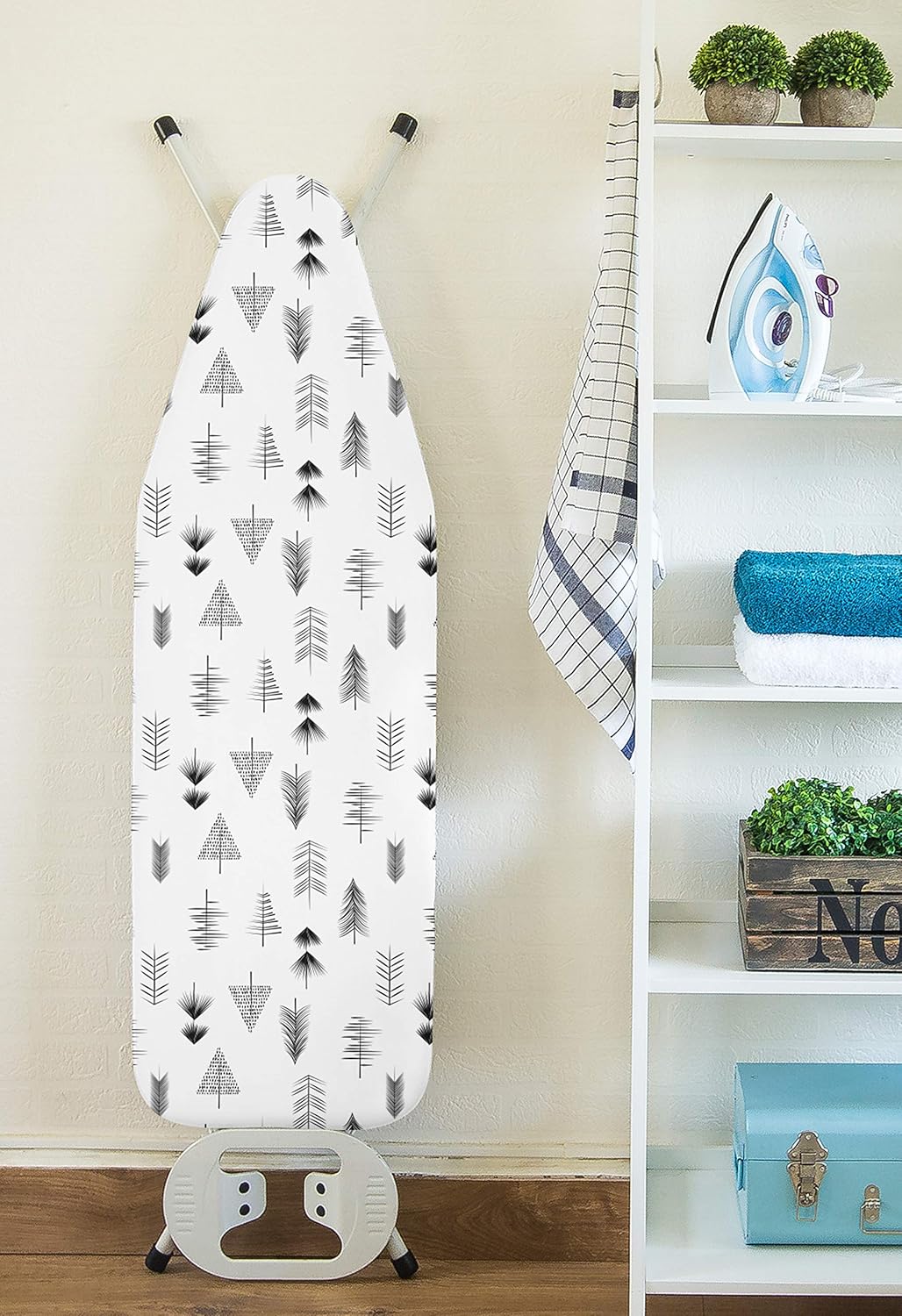 Encasa XO Ironing Board Covers and pad 125x39 cm- Thick 3mm Felt Padding, Drawstring Tightening & Lock, Heat Reflective - Image 5