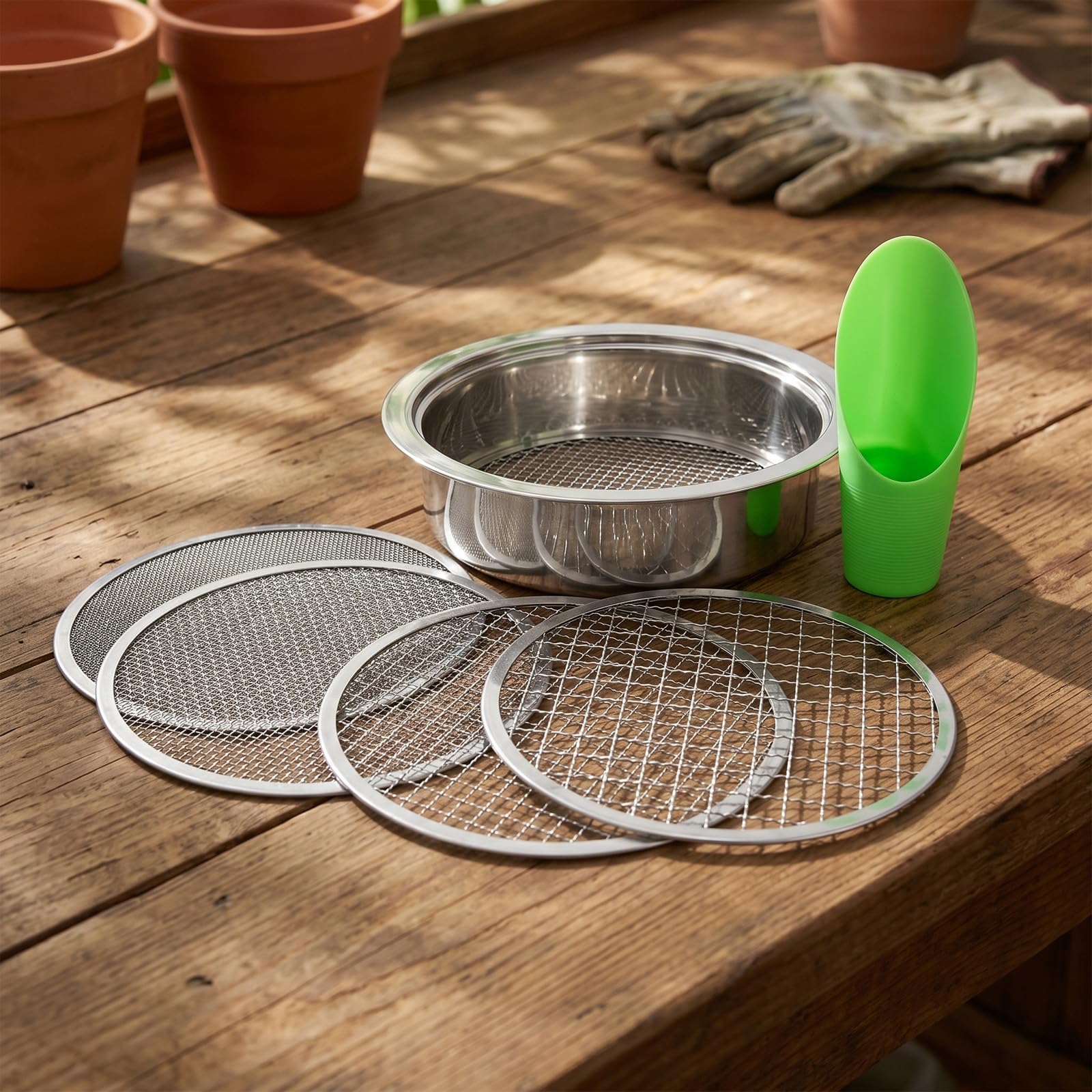 Lurrose 1 Set Setaccio da giardino per terriccio con rete di ricambio e paletta in plastica (fori da 1, 3, 6, 9, 12 mm) - Setaccio rotondo in acciaio inossidabile per roccia, compost, terra, spiaggia