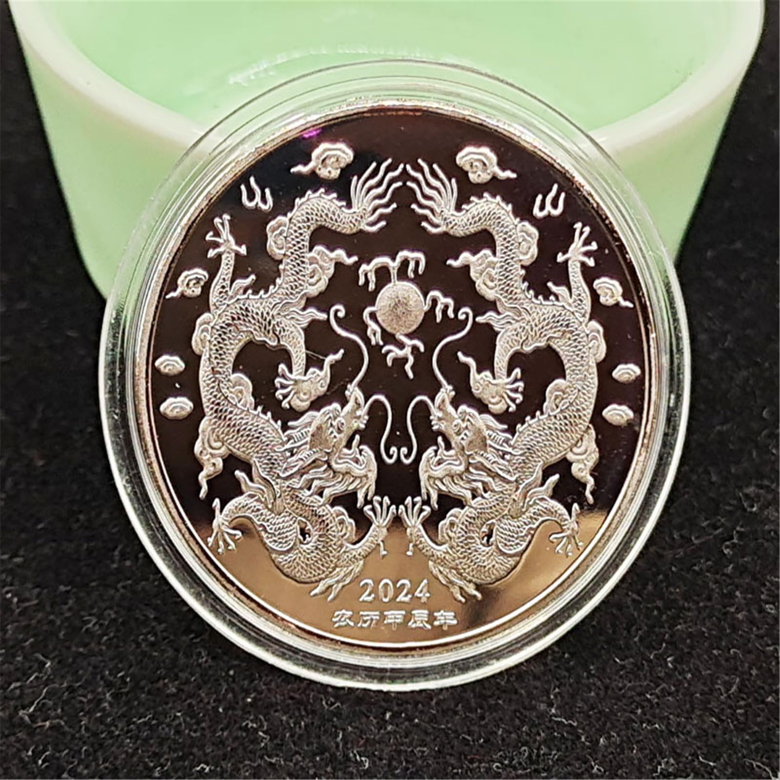 Pièce de Collection 2024 Année du Dragon Médaille commémorative du Zodiaque Chinois Plaqué Or et Argent Pièce de Collection Souvenir des mascottes Chinoises