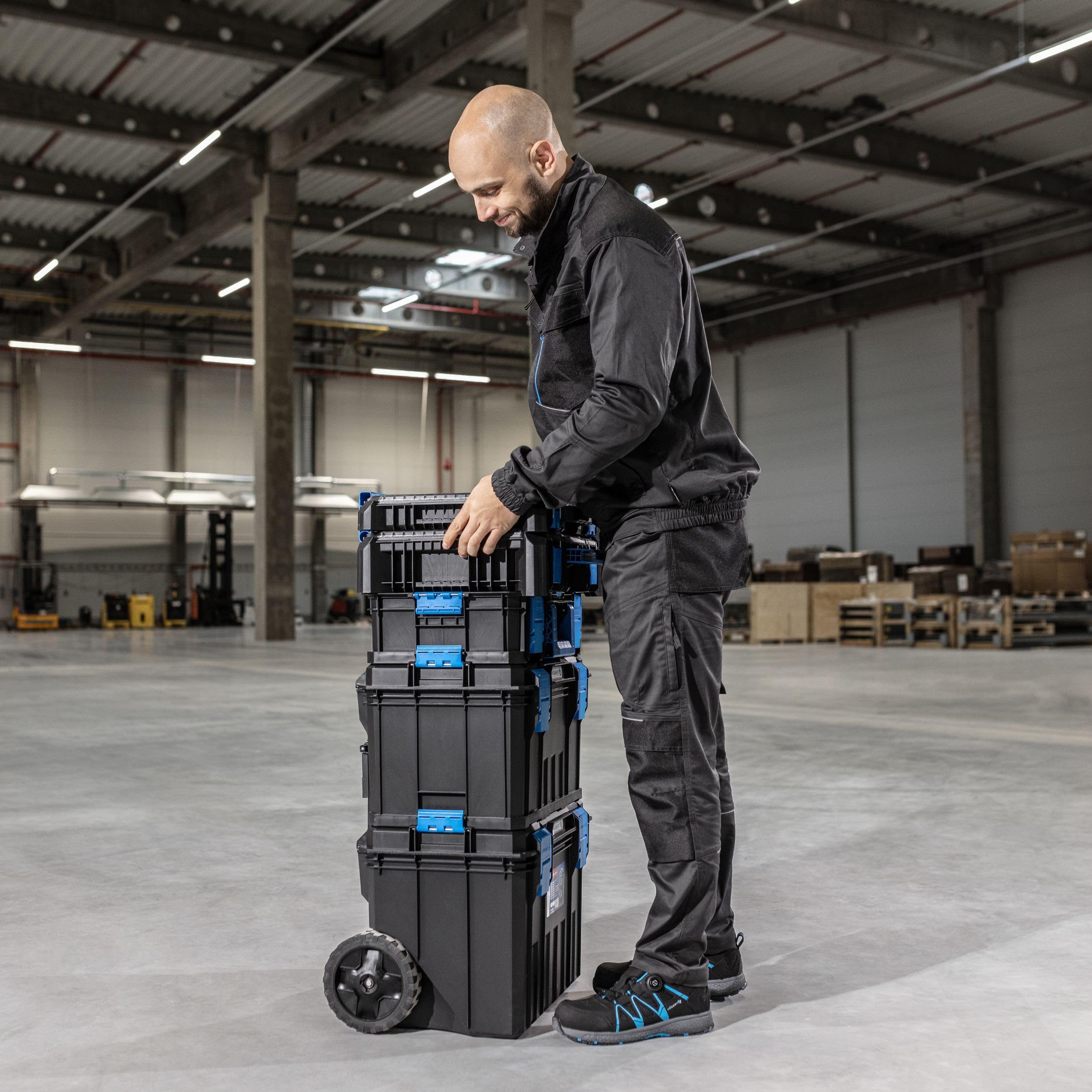 Högert Technik - Set de Cajas 4 en 1 HT7G500, Caja Herramientas con Ruedas, Resistente a Daños, Maletin Herramientas a Prueba de Polvo, Cierres Robustos de ABS, Estructura Modular