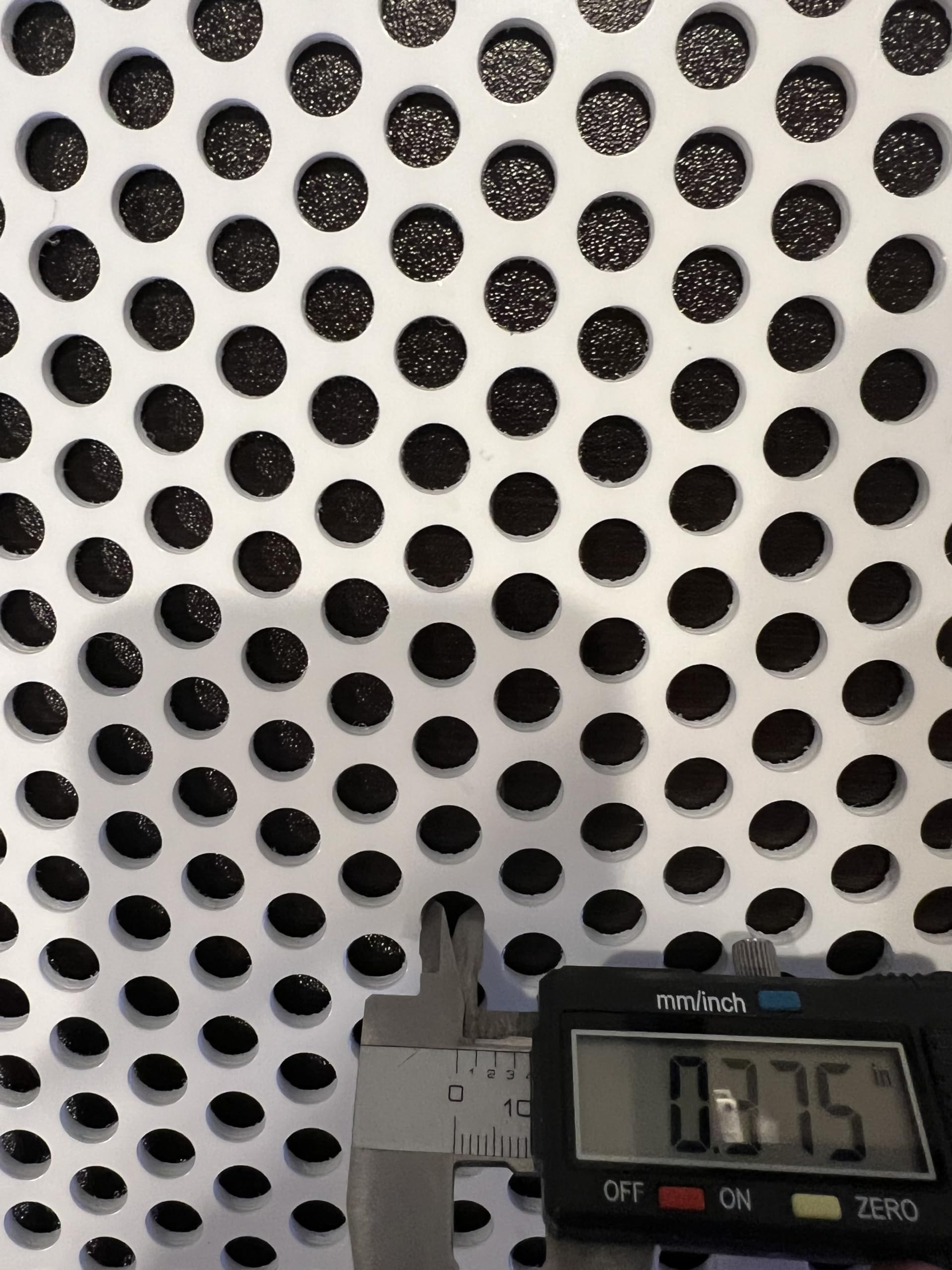 Paquete de 3 azulejos perforados de plástico blanco de 2 x 2 pies con agujeros de 3/8 pulgadas