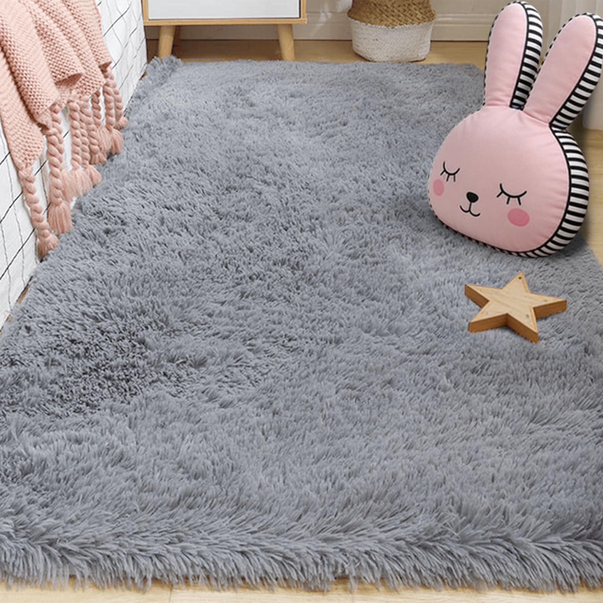 Tapis de salon gris clair 340 x 390 cm moelleux et lavable pour grande chambre