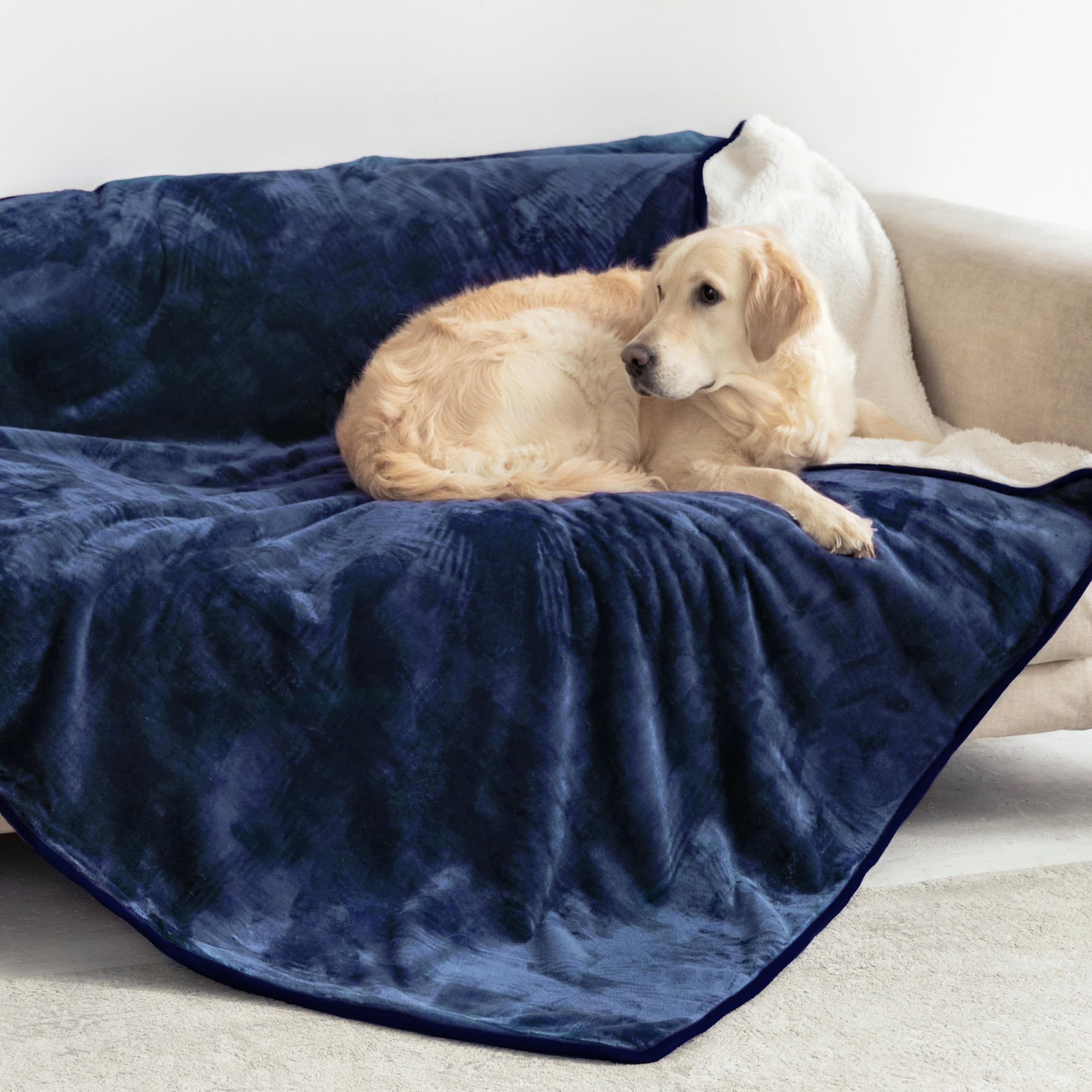 Dreamzie - Manta Impermeable Perro 127x152 cm - Mantas Perros Medianos Reversible y Lavable - para Sofá y Cama - para Perro Pequeño - Sherpa -Azul Marino OEKO-TEX STANDARD 100