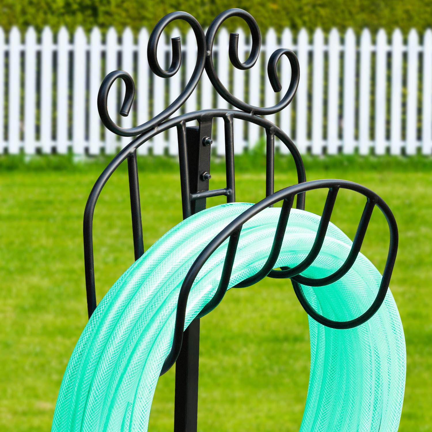 Amagabeli Garden Hose Holder Freestanding Holds 125ft Hose Detachable