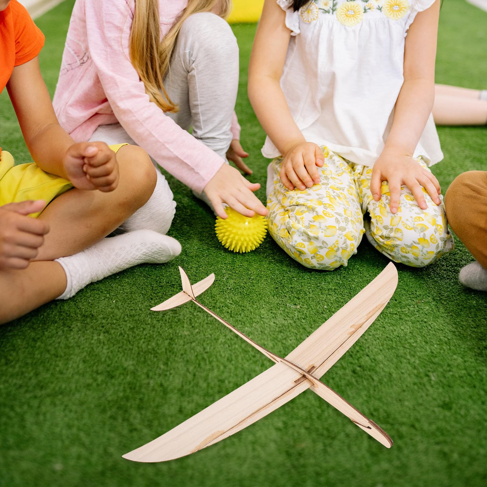 Planeur en Bois à Fabriquer Soi-même, Modèle Avion Minimaliste Facile à Assembler pour Jeux Interactifs en Intérieur et Extérieur, Adapté aux Garçon et Filles et Adultes