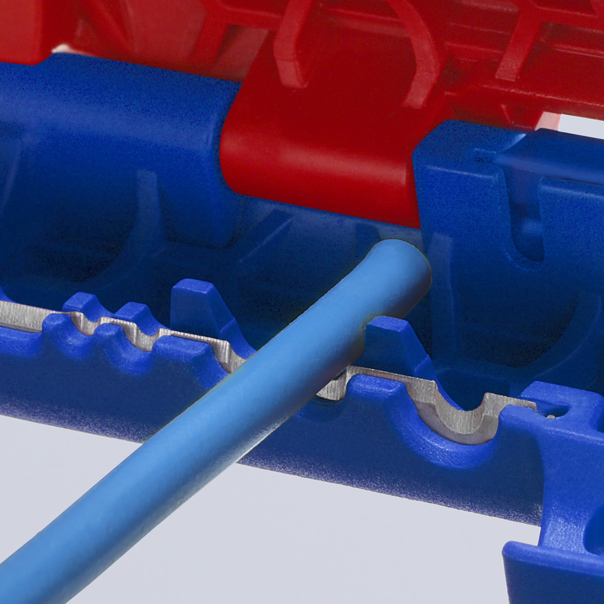 KNIPEX ErgoStrip PV narzędzie do ściągania izolacji z przewodów instalacji fotowoltaicznej 135 mm, 16 95 03 SB