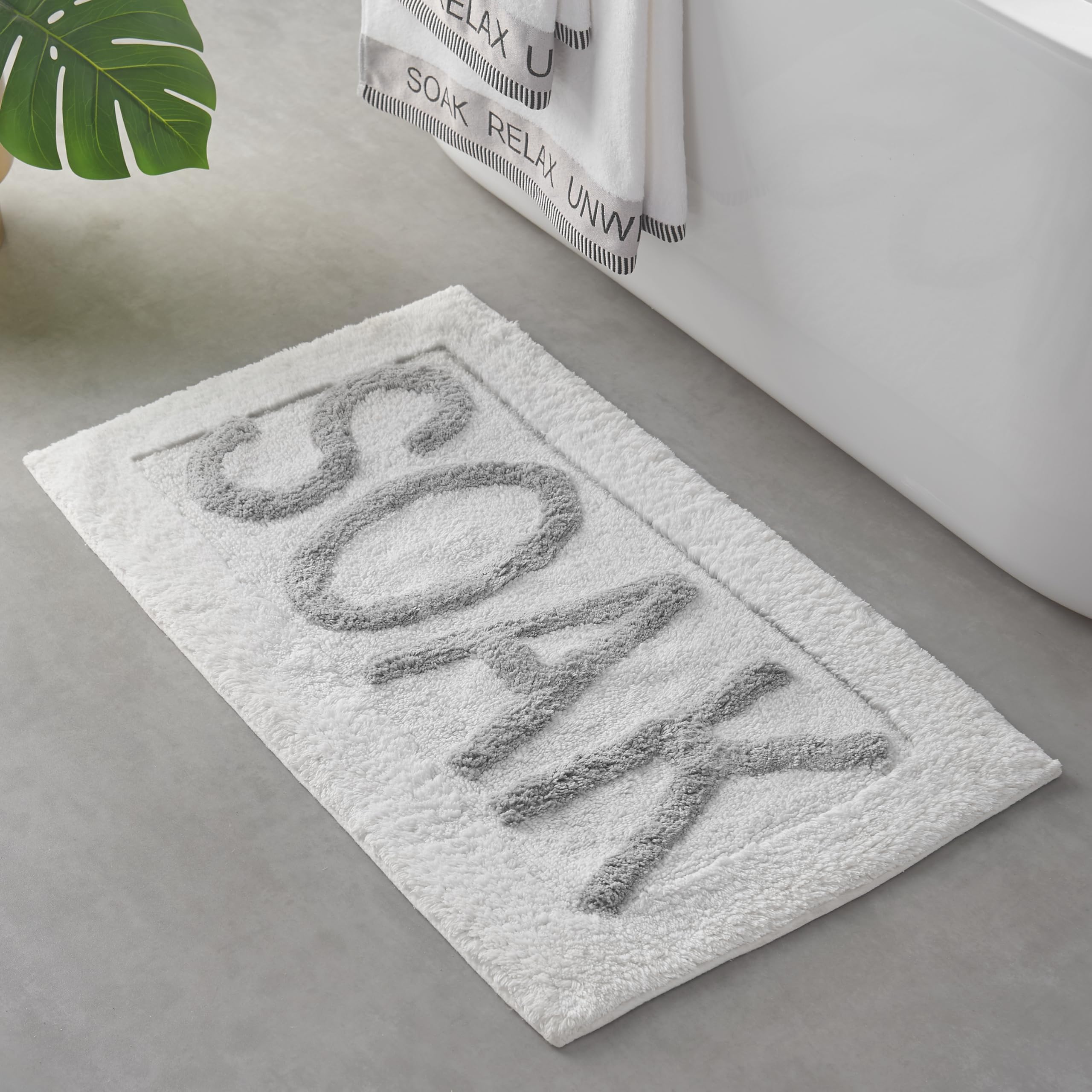 Catherine Lansfield Unisex White 'Soak' Bath Mat In