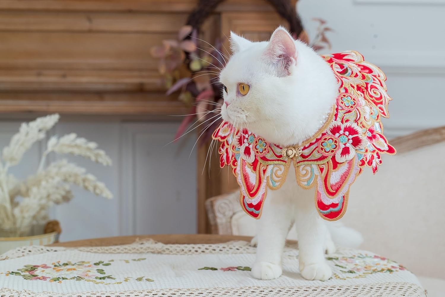 Leo Kitty Chinese-Style Classic Lion Pet Costume for Cats & Small Dogs — Festive New Year & Christmas Outfit, Cute & Joyful, Top Choice for a Unique Look