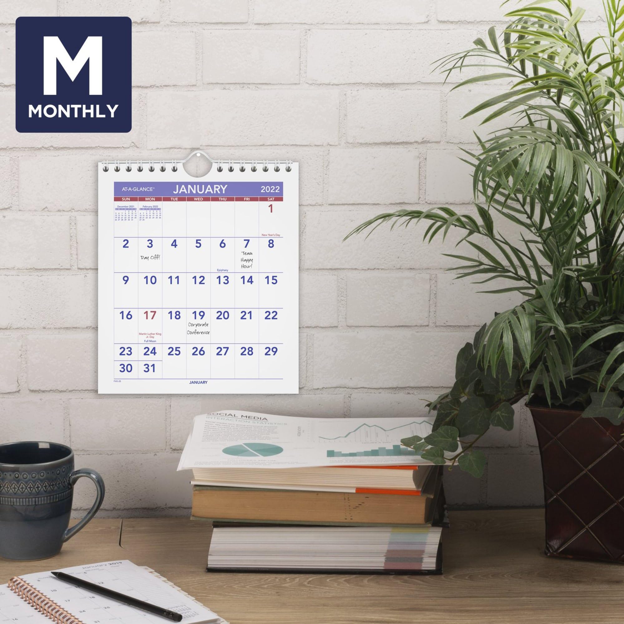 AT-A-GLANCE - Calendario de pared 2022, 6-1/2 x 7-1/2 pulgadas, mini, mensual (PM528)