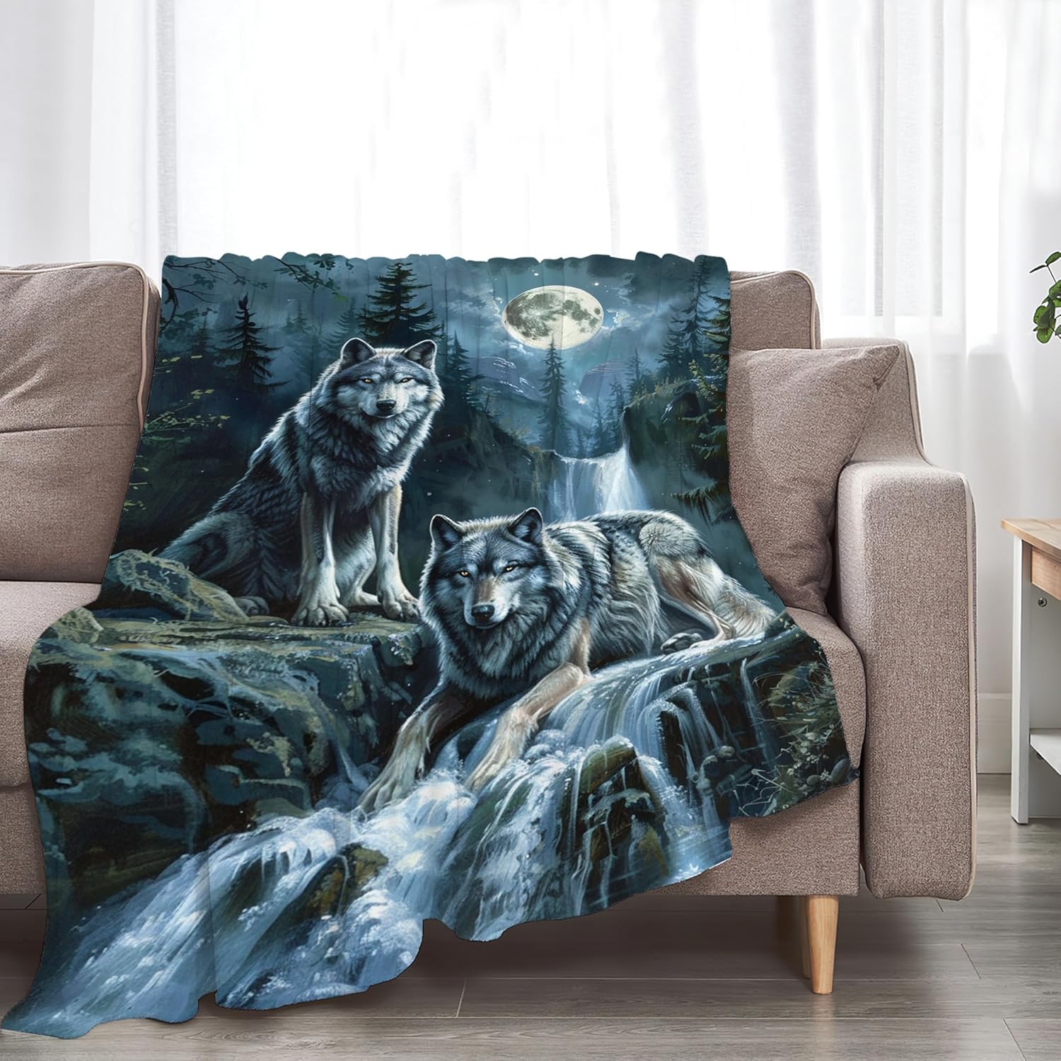 Wolf Throw Blanket - Animal Fleece Blanket for Girls, Women, Boys & Men - Soft, Warm & Cozy - 50"x40" - Image 3