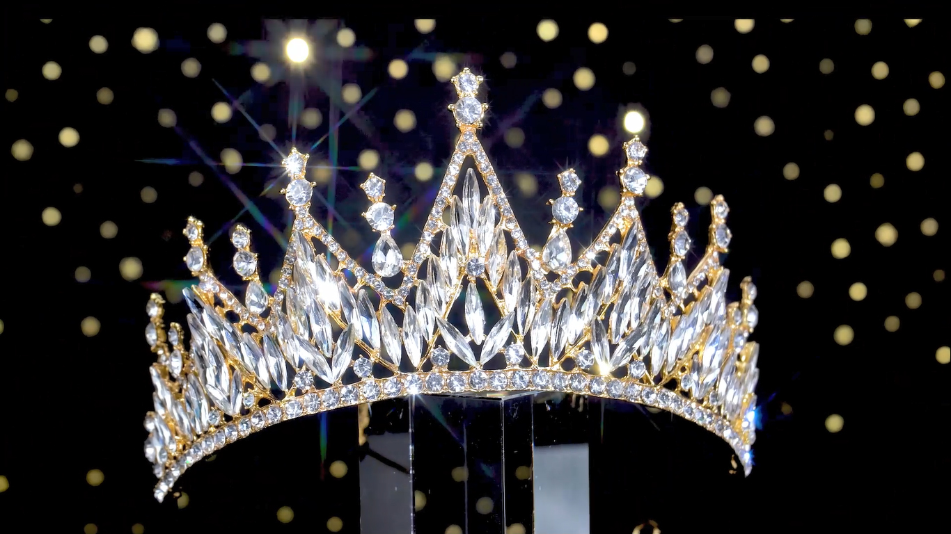 Amazon.com: Didder Gold Tiara and Crowns for Women - Gothic, Prom