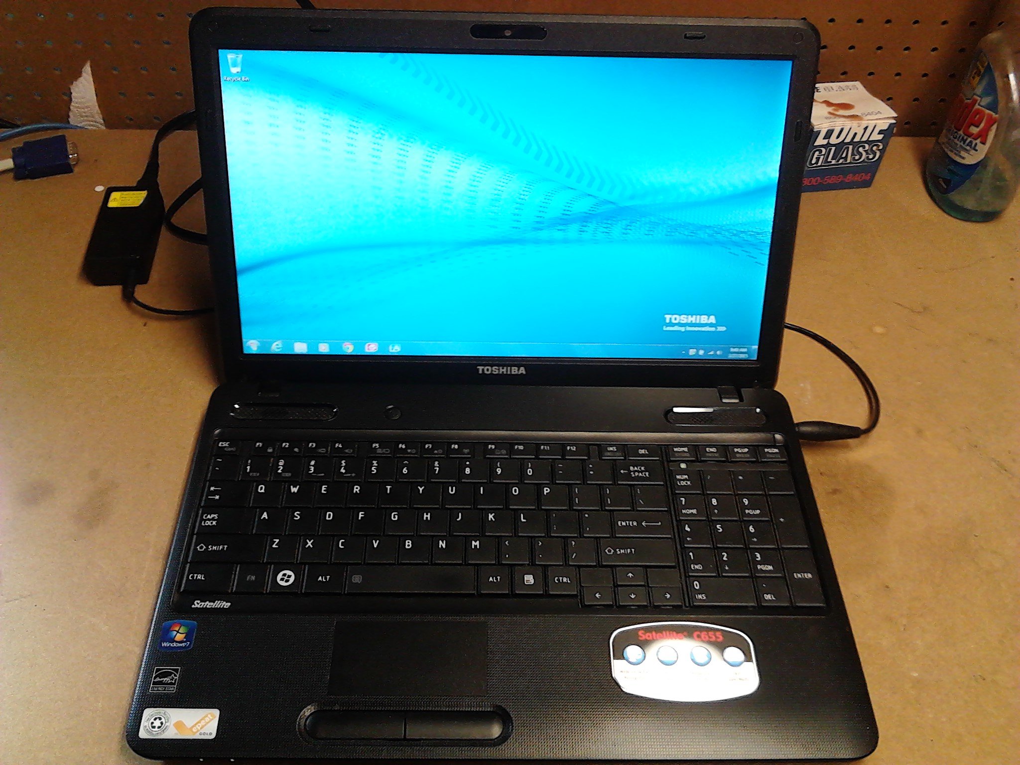 Toshiba Laptop Satellite C655D-S5509 com tela HD de 15,6 polegadas