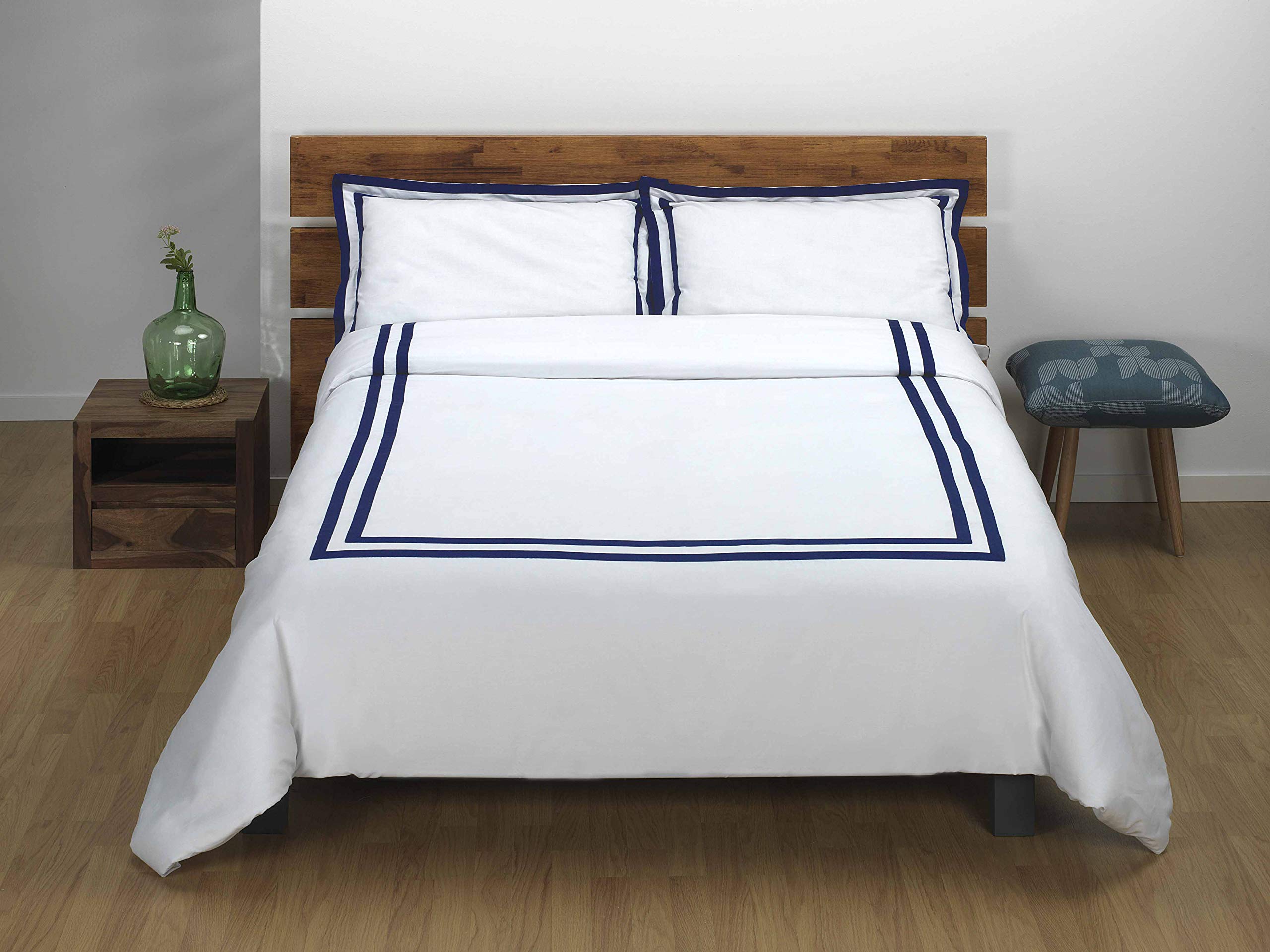 Sibiles - Juego Funda Nórdica Blanca Hotel con Cenefa Cinta Azul Percal 144 Hilos (Cama 150/160)