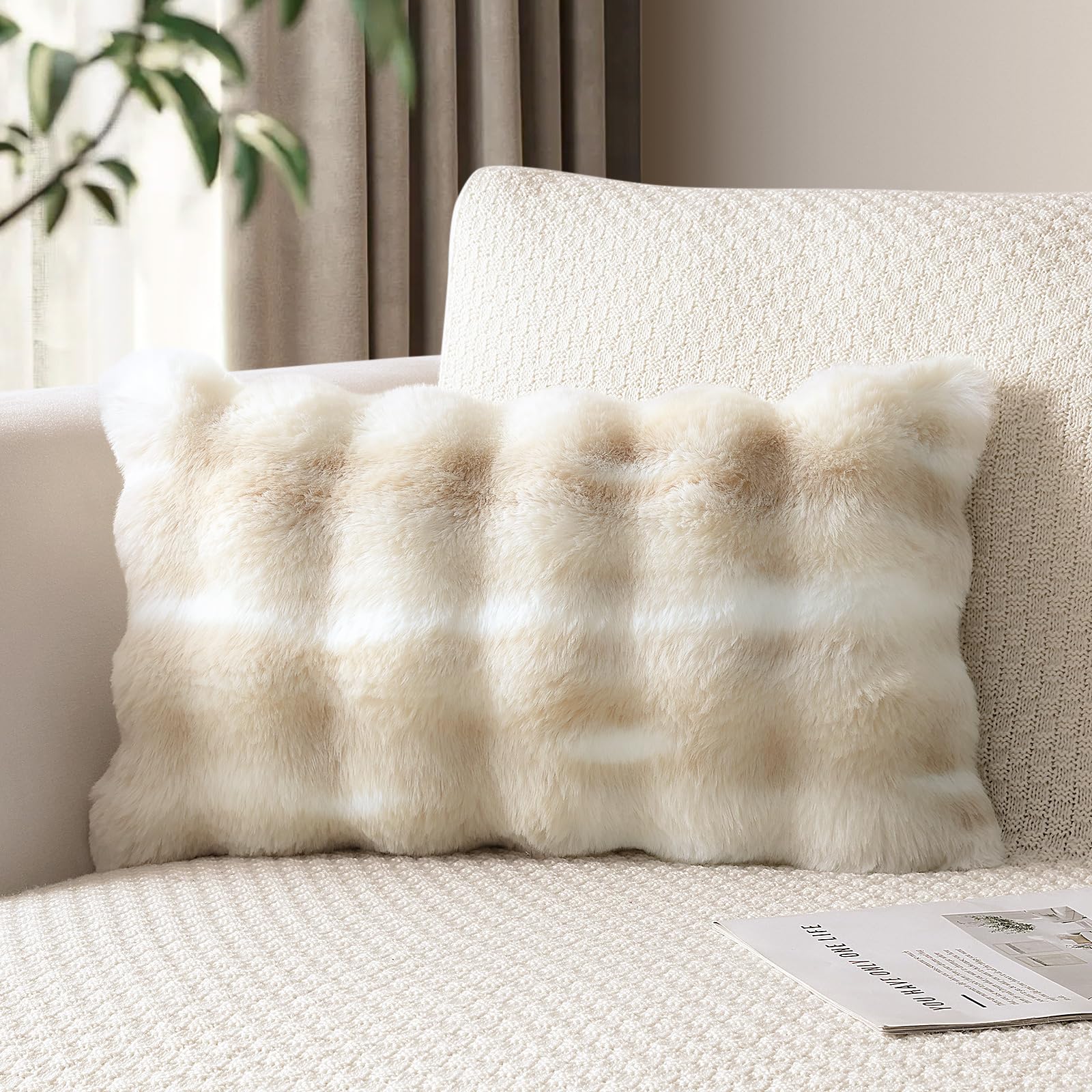 JOTOM Set of 1 Plush Cushion Cover 30x50 cm Soft Decorative Throw Pillow Cover Fluffy Faux Fur Pillowcase for Couch Sofa Bedroom Pillow 12x20 Inch (Beige White)