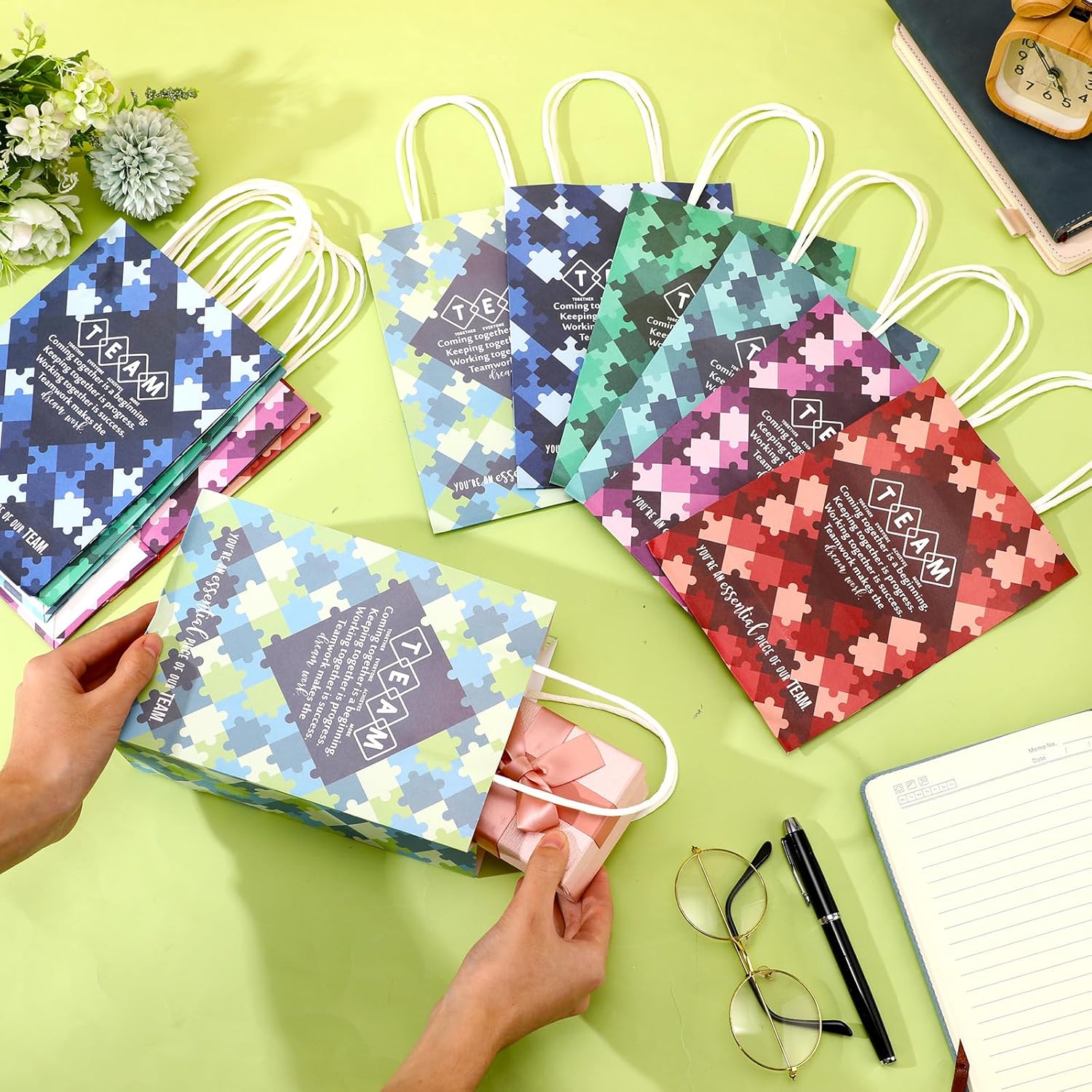 Kolldenn 18 Pcs Team Appreciation Gifts Bags Bulk Kraft Paper Gift Bags with Handle Team Appreciation Tote for Staff Coworker Employee Staff Office Supplies, 8.27" x 5.91" x 3.15" - Image 4