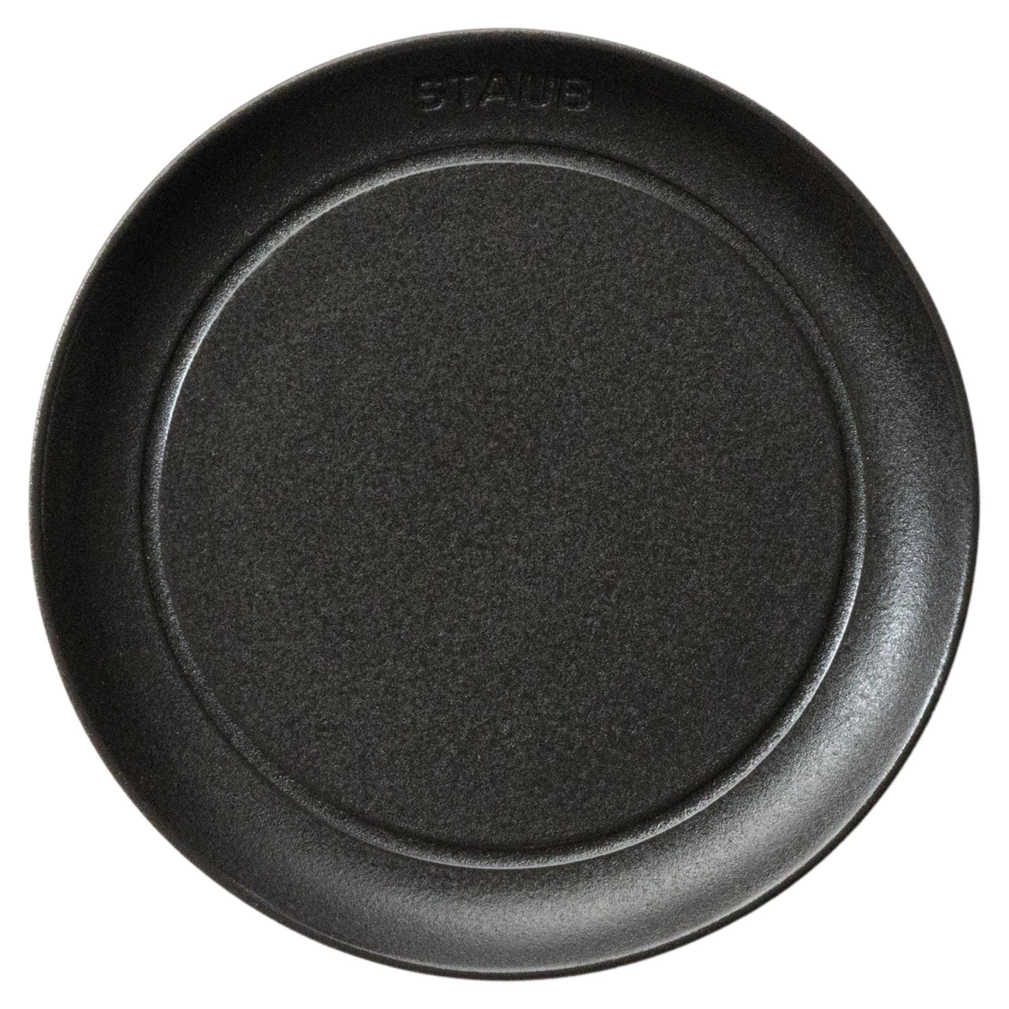Amazon.co.jp: staub ストウブ 「 プレート 15cm マットブラック 」皿