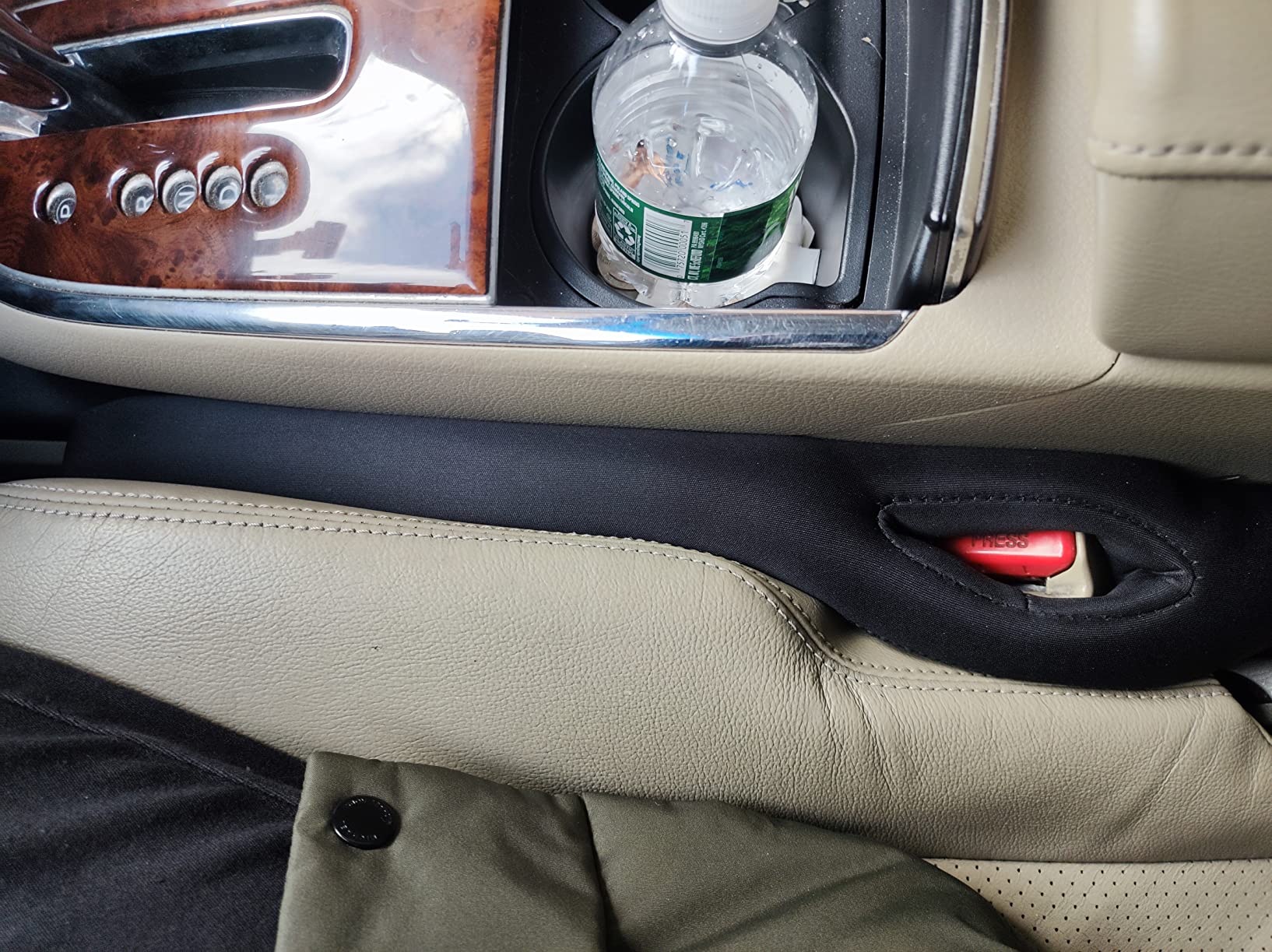 Ricpind Universal Fit Car Seat Gap Filler