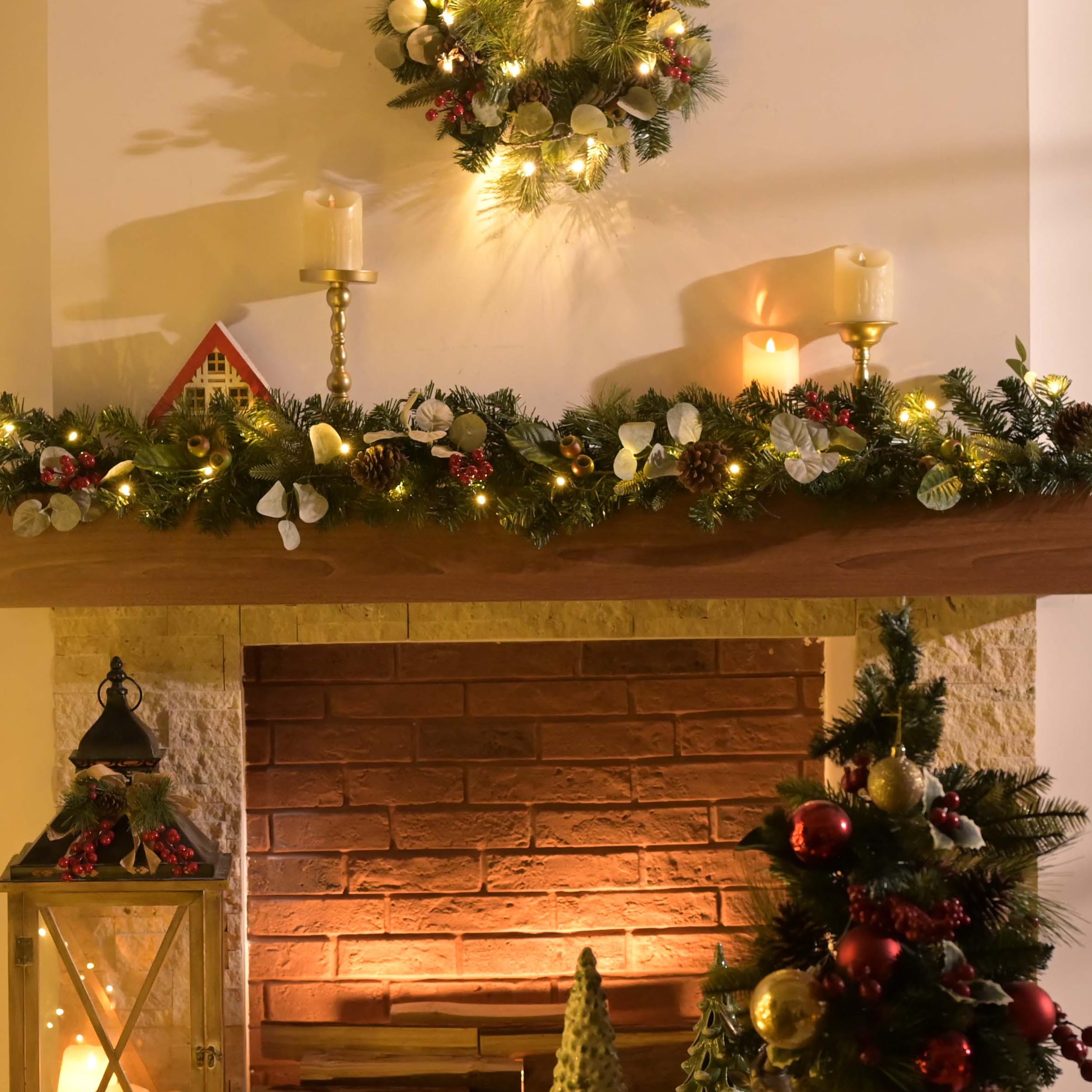 Valery Madelyn EG0202-0113 Guirlande de Noël en plastique avec 20 LED éclairées à piles - Décoration de Noël avec fonction minuterie - Guirlande d'étoiles en bois pour l'extérieur - Vert et rouge