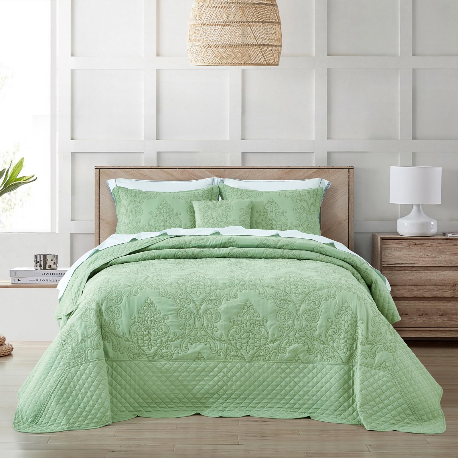 CHIXIN Bedspread Coverlet Set Queen Size - Lightweight Bedding Cover - Beautiful Stitching - 5 Piece Reversible Bedspread - Luxury Damask Paisley Pattern (Queen, Peak Green)