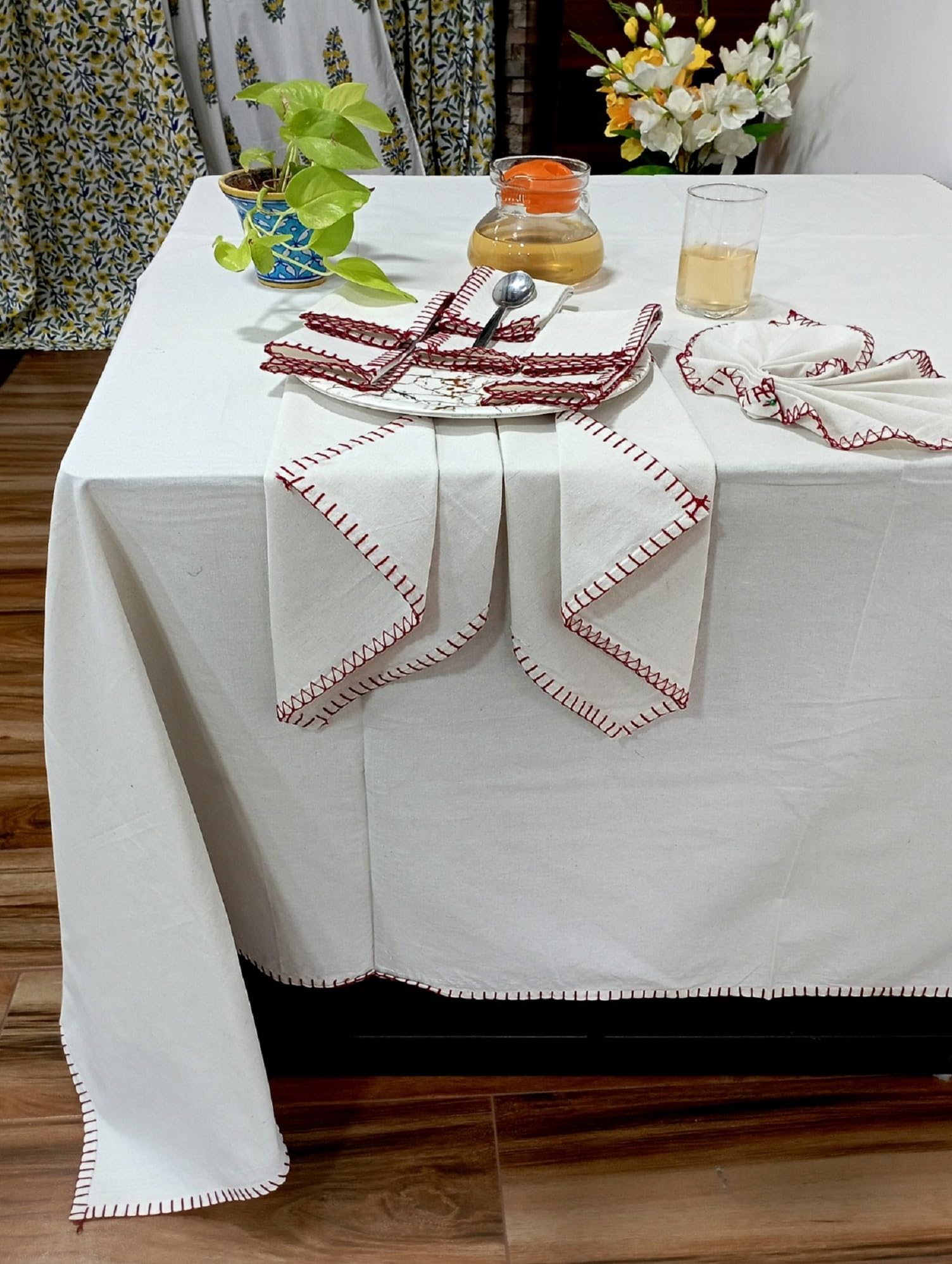 Serviette en coton INDACORIFY pour célébrer l'art de vivre ensemble